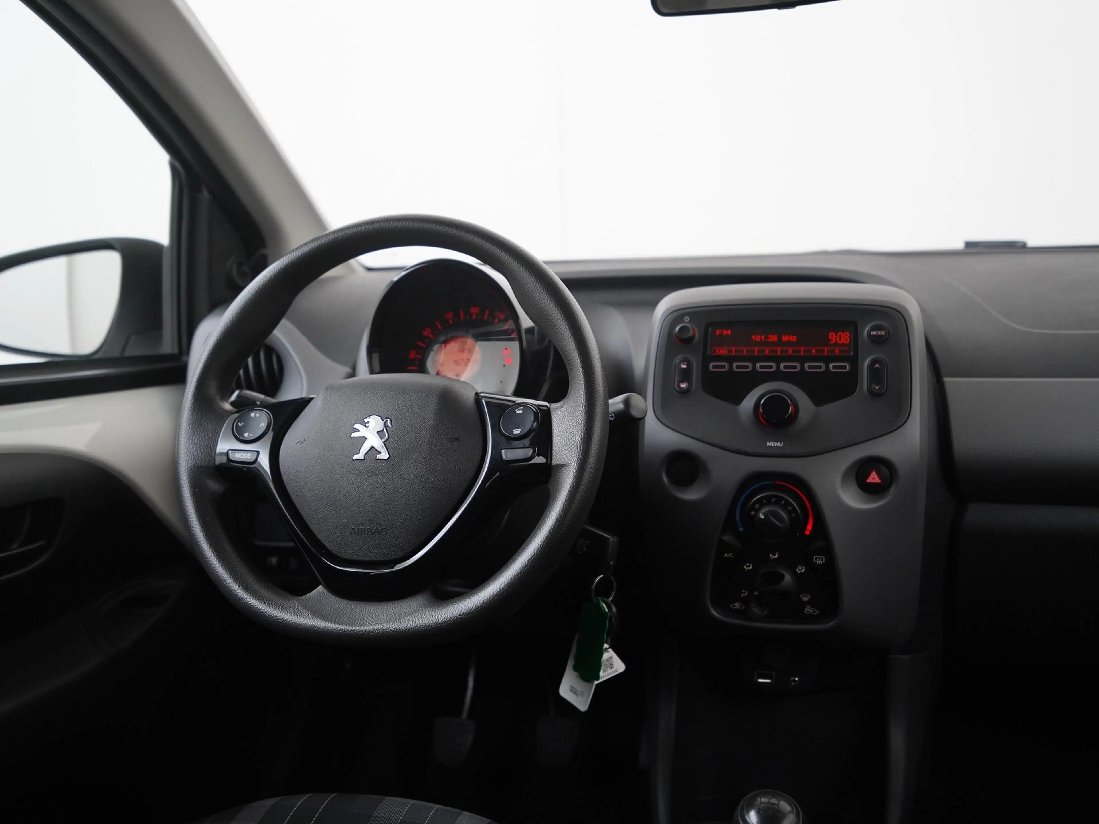 Peugeot 108 1.0 e-VTi Active TOP! | Airco | Bluetooth | Zondag — photo 5