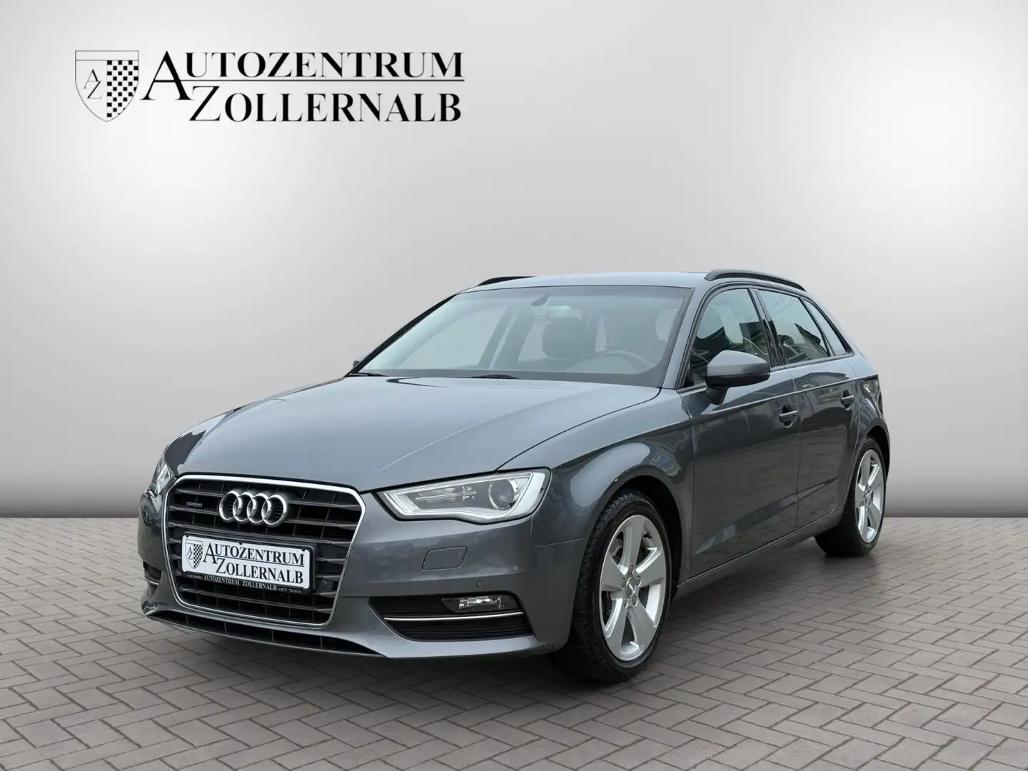 Audi A3 Sportback 1.8 TFSI quattro S tronic Ambition Grau - 1