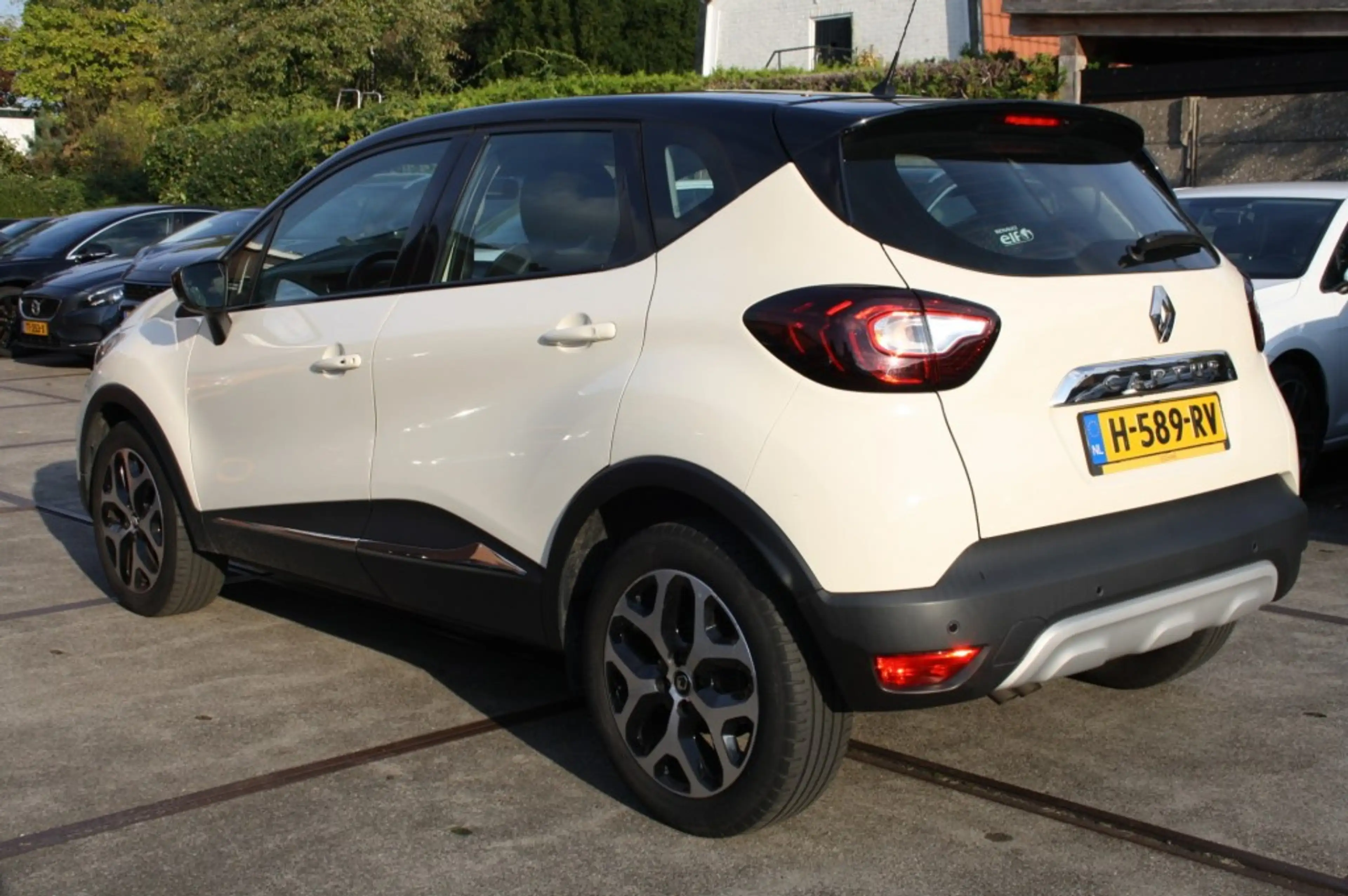 Renault Captur 1.3 TCe Intens / Camera / Cruise / Airco / LED — photo 5
