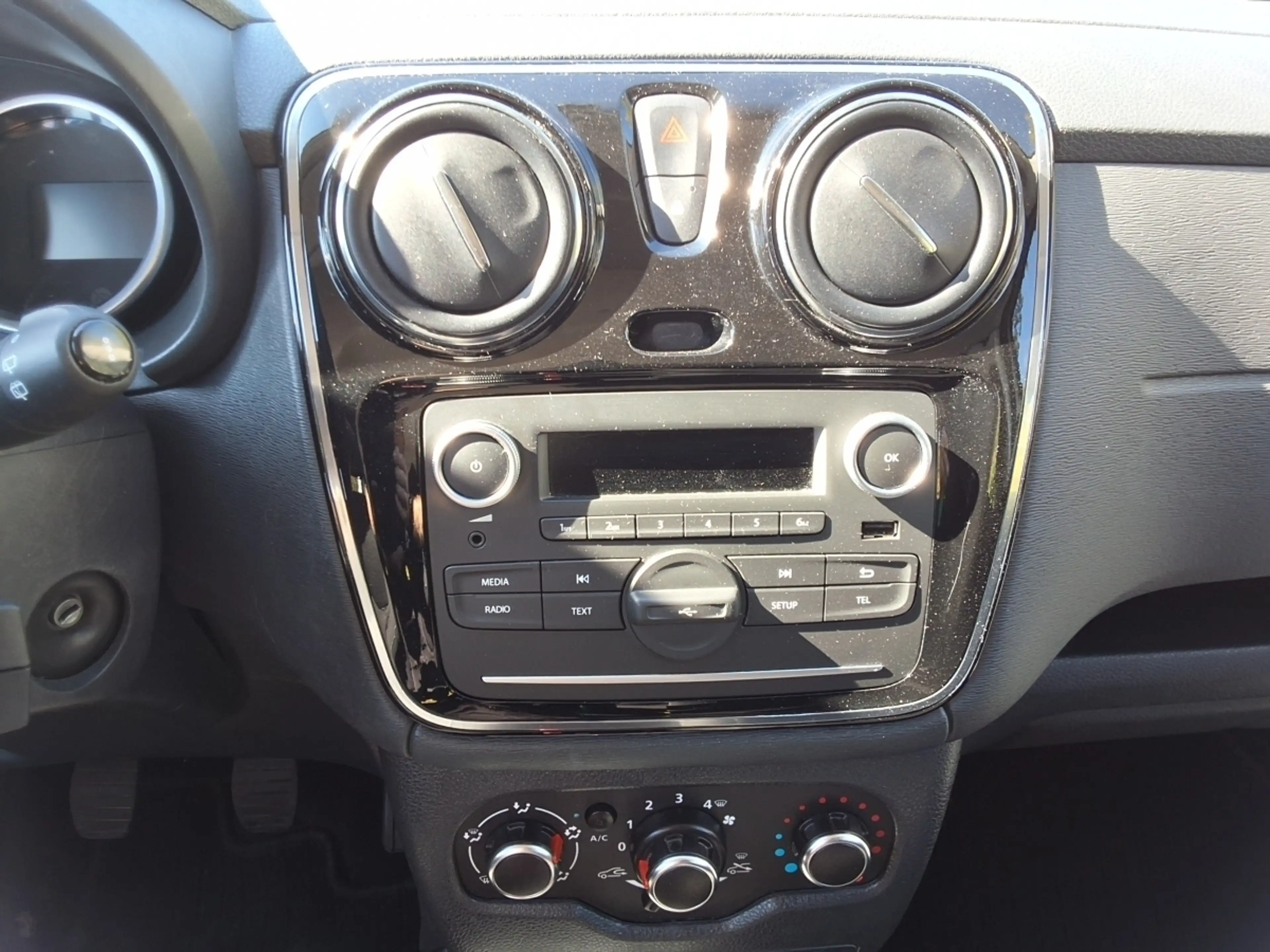 Dacia Dokker VP Comfort  Blue dCi 95 — photo 10