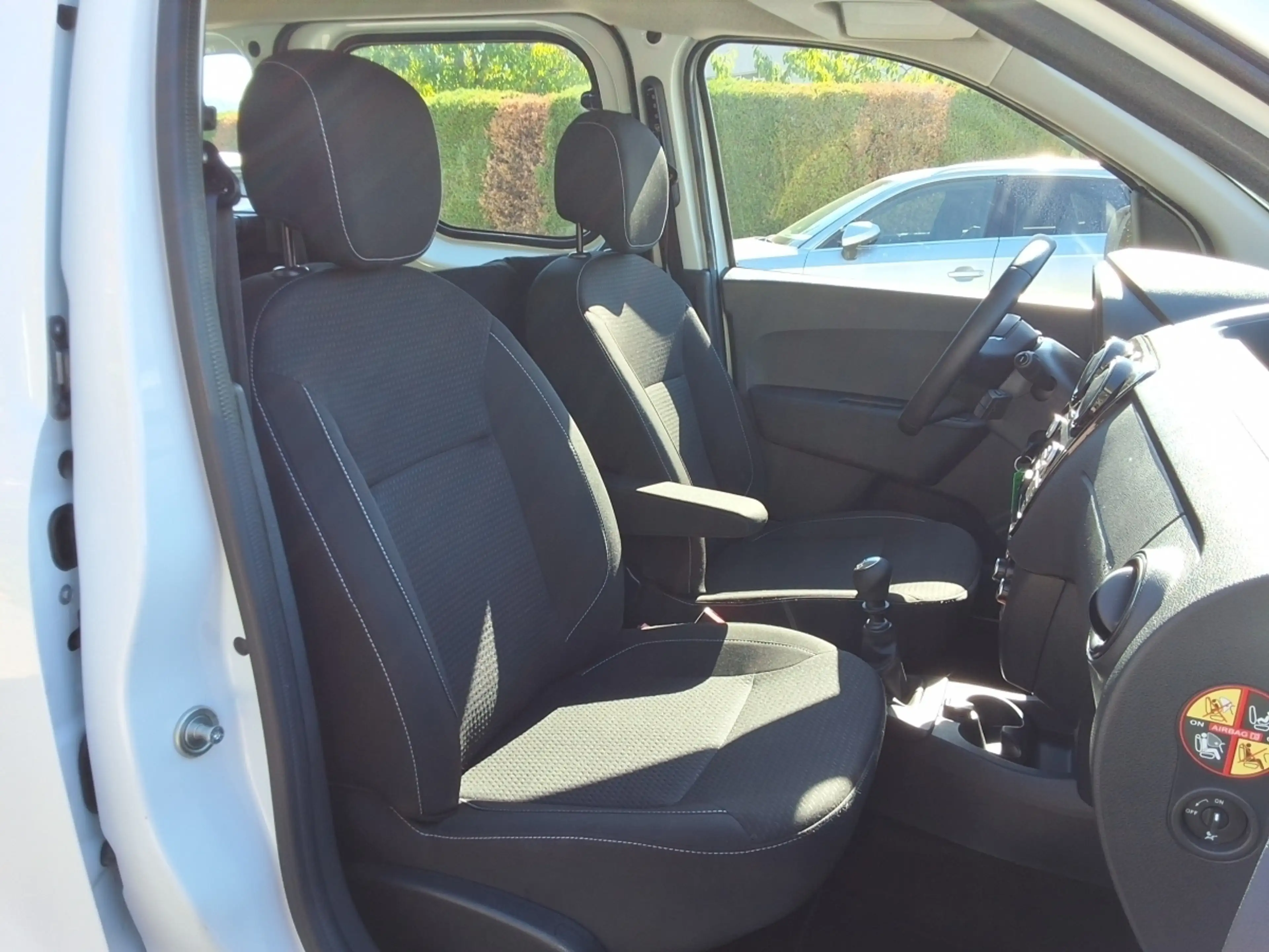 Dacia Dokker VP Comfort  Blue dCi 95 — photo 11