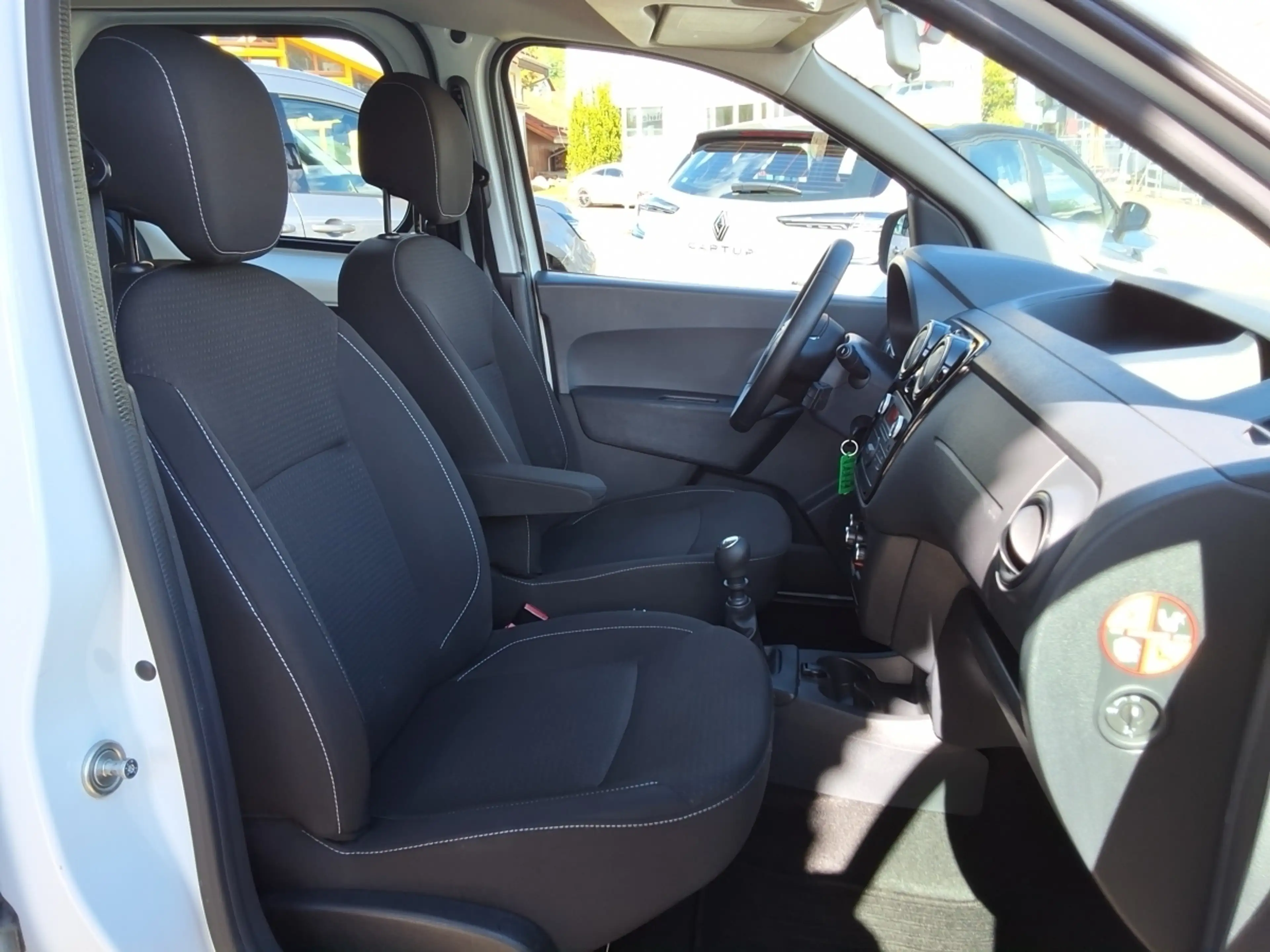 Dacia Dokker VP Comfort  Blue dCi 95 — photo 5