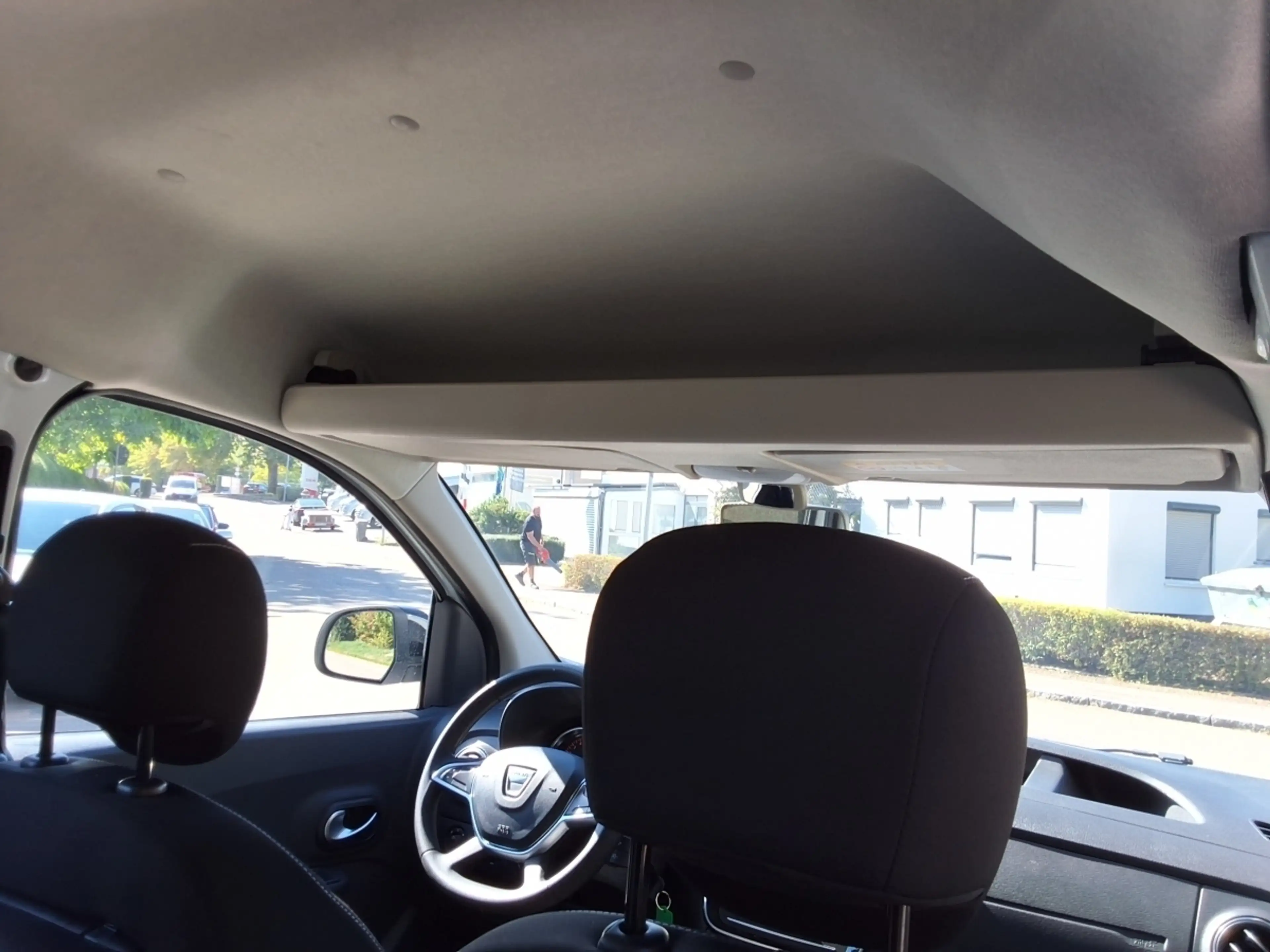 Dacia Dokker VP Comfort  Blue dCi 95 — photo 15