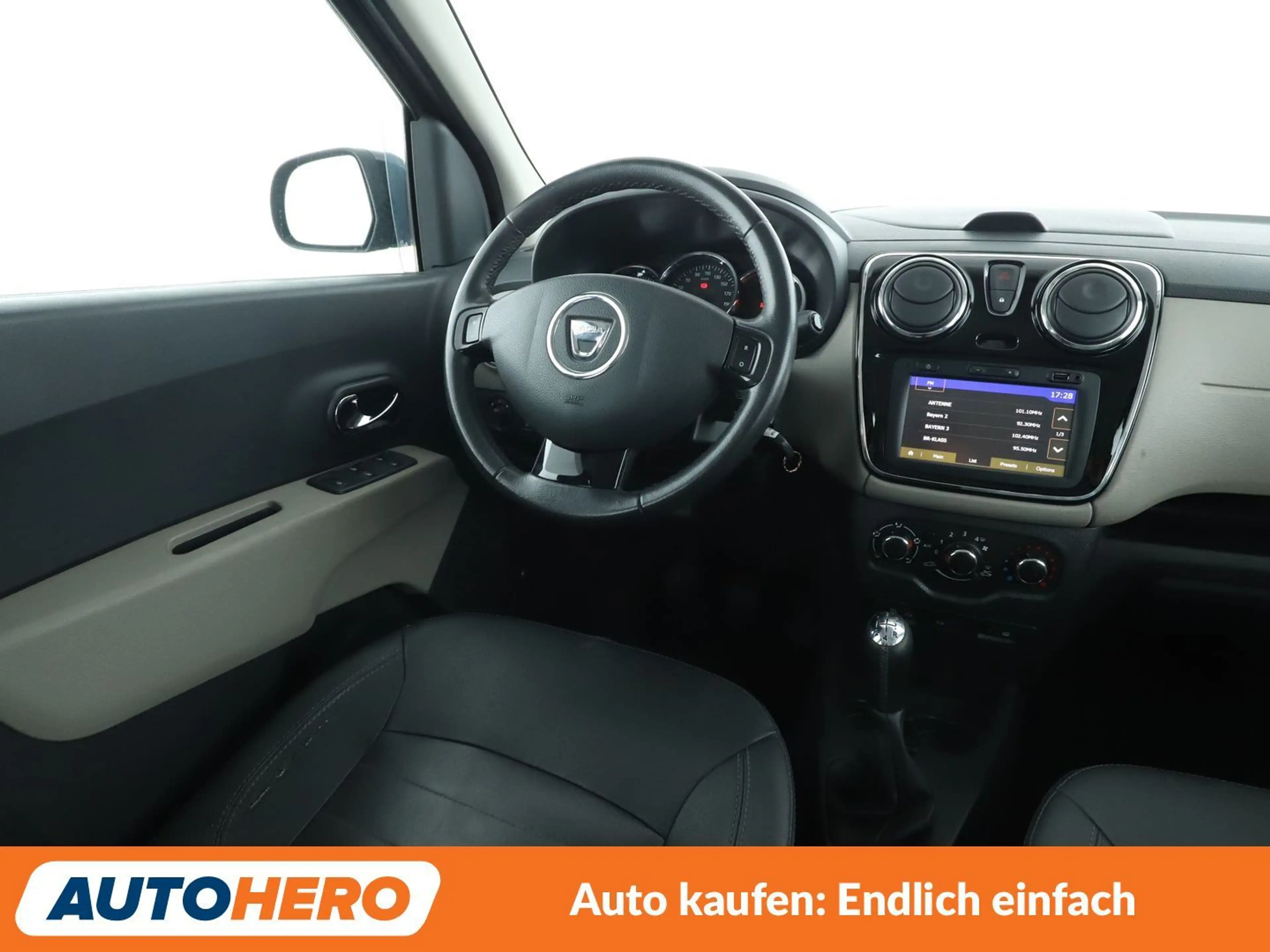 Dacia Lodgy 1.2 TCe Prestige*NAVI*PDC*SHZ*AHK*KLIMA*TEMPO* — photo 13