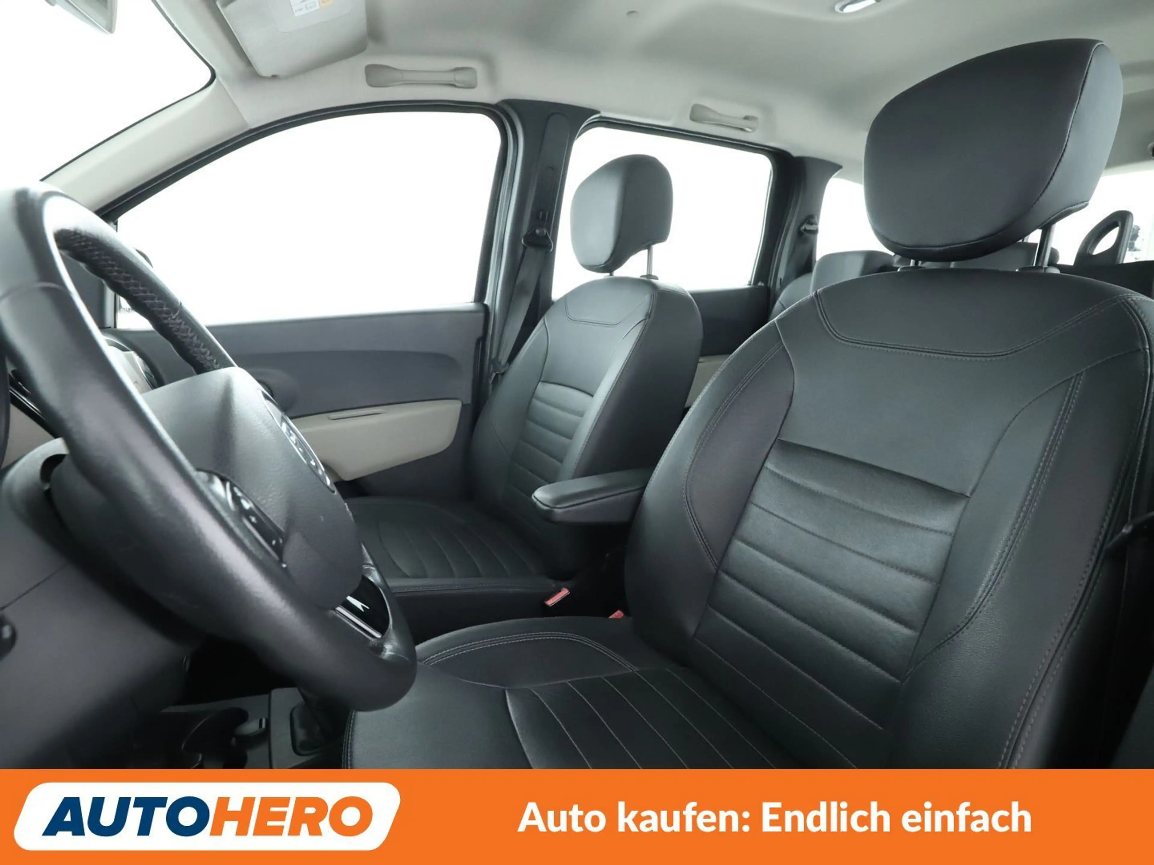 Dacia Lodgy 1.2 TCe Prestige*NAVI*PDC*SHZ*AHK*KLIMA*TEMPO* — photo 10