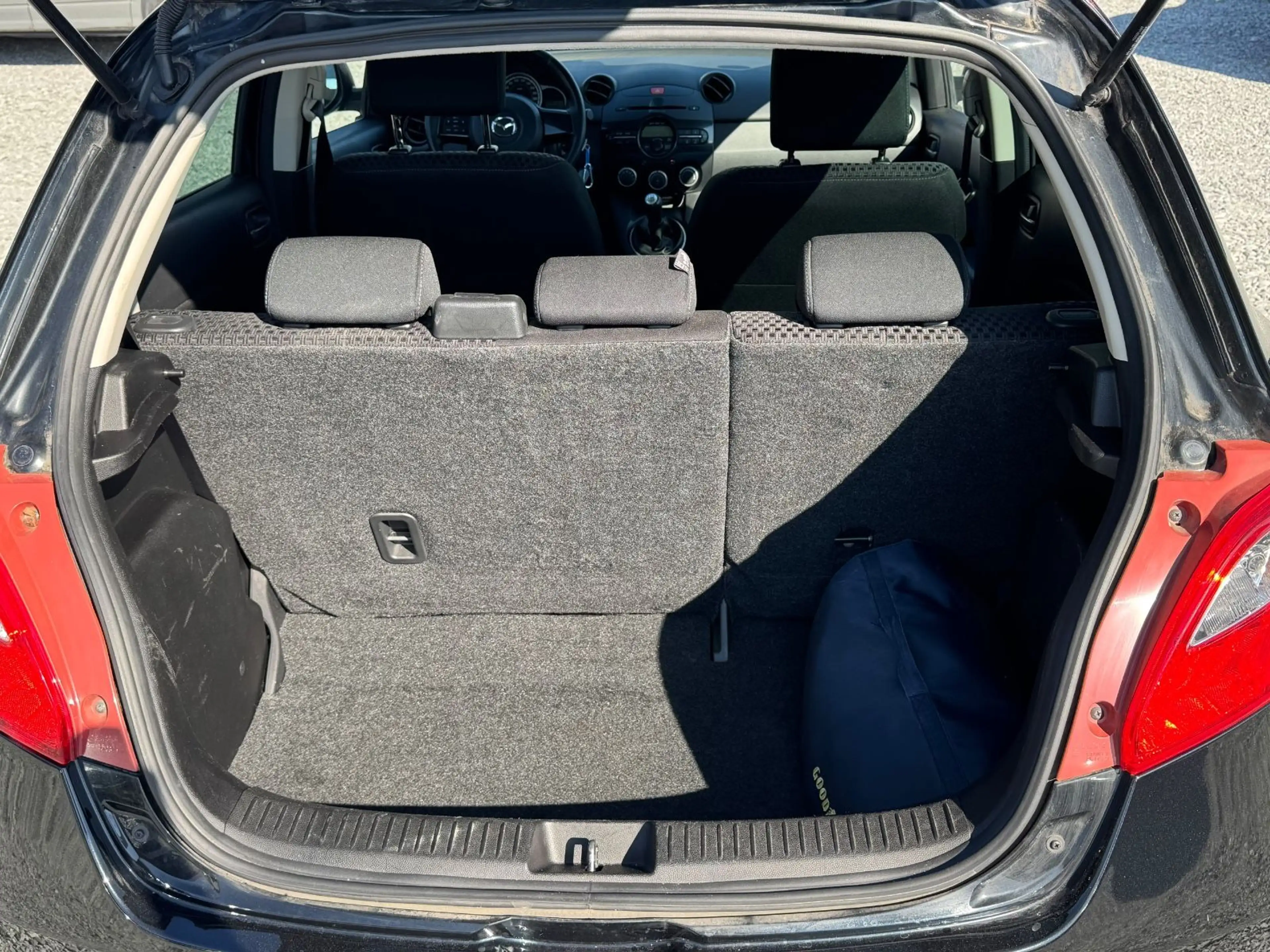 Mazda 2 Lim. 1.3 Sendo Shz Pdc Klimaauto. TüV&Service — photo 19