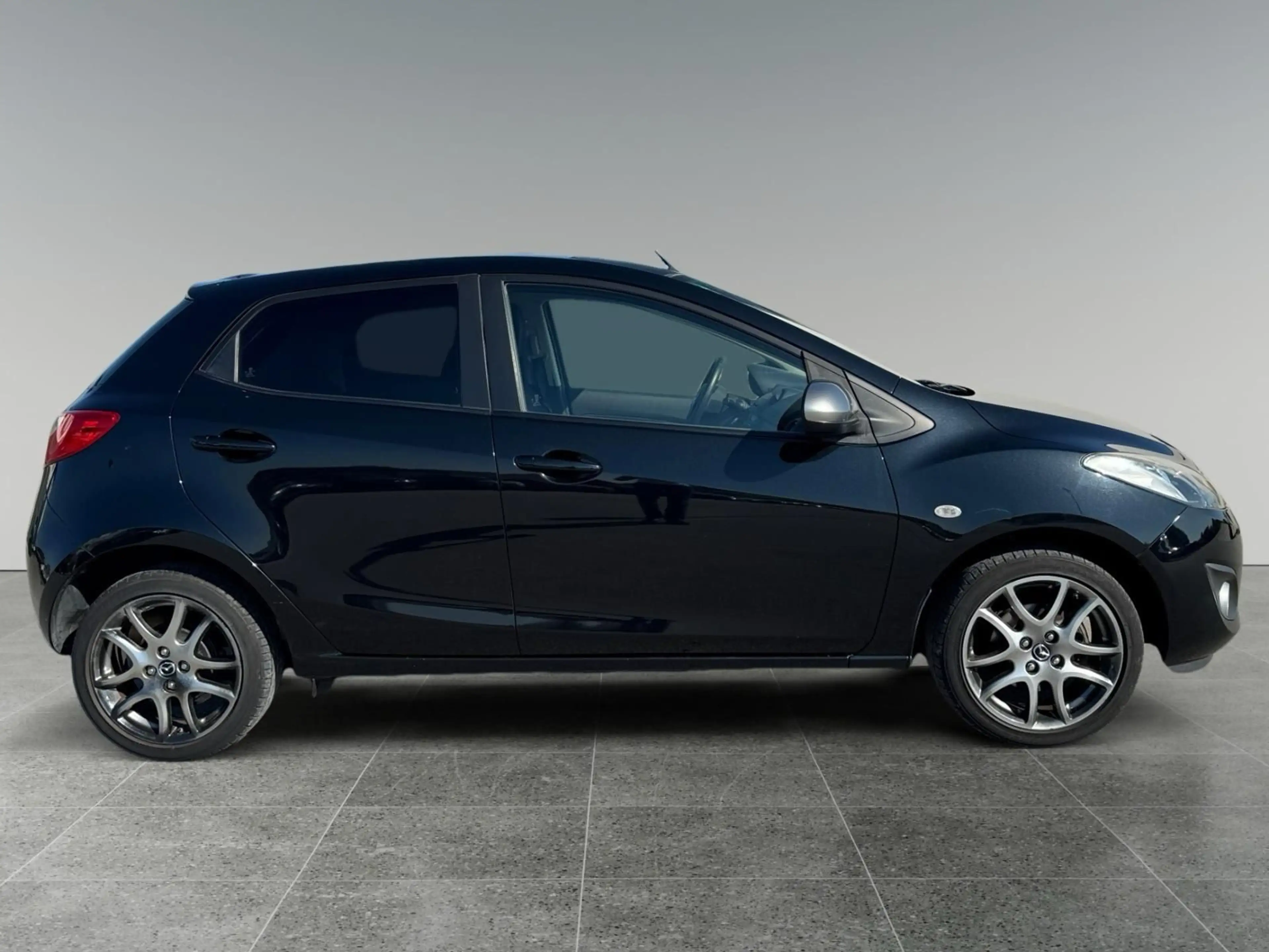 Mazda 2 Lim. 1.3 Sendo Shz Pdc Klimaauto. TüV&Service — photo 4