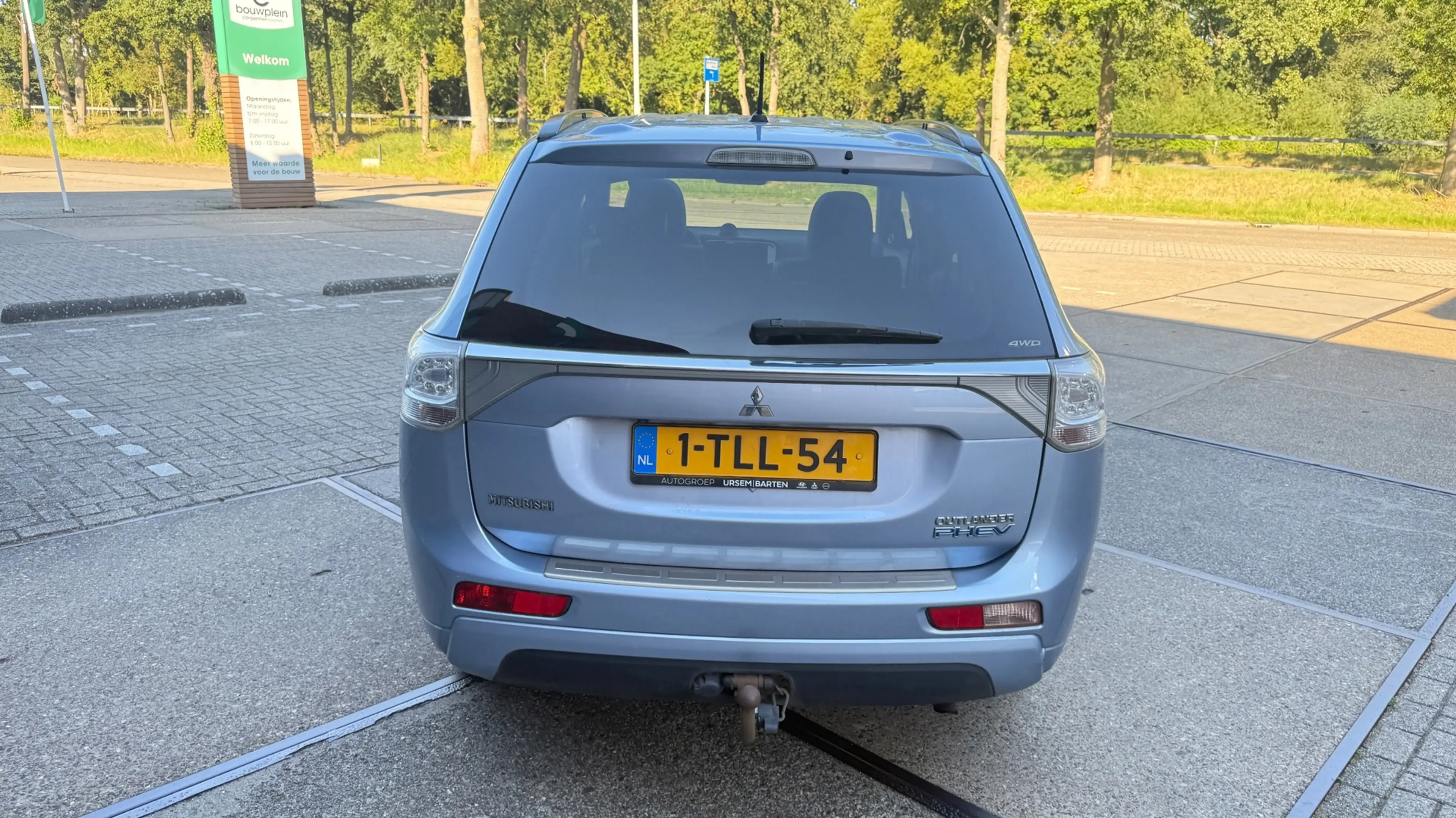 Mitsubishi Outlander 2.0 PHEV instyle — photo 15