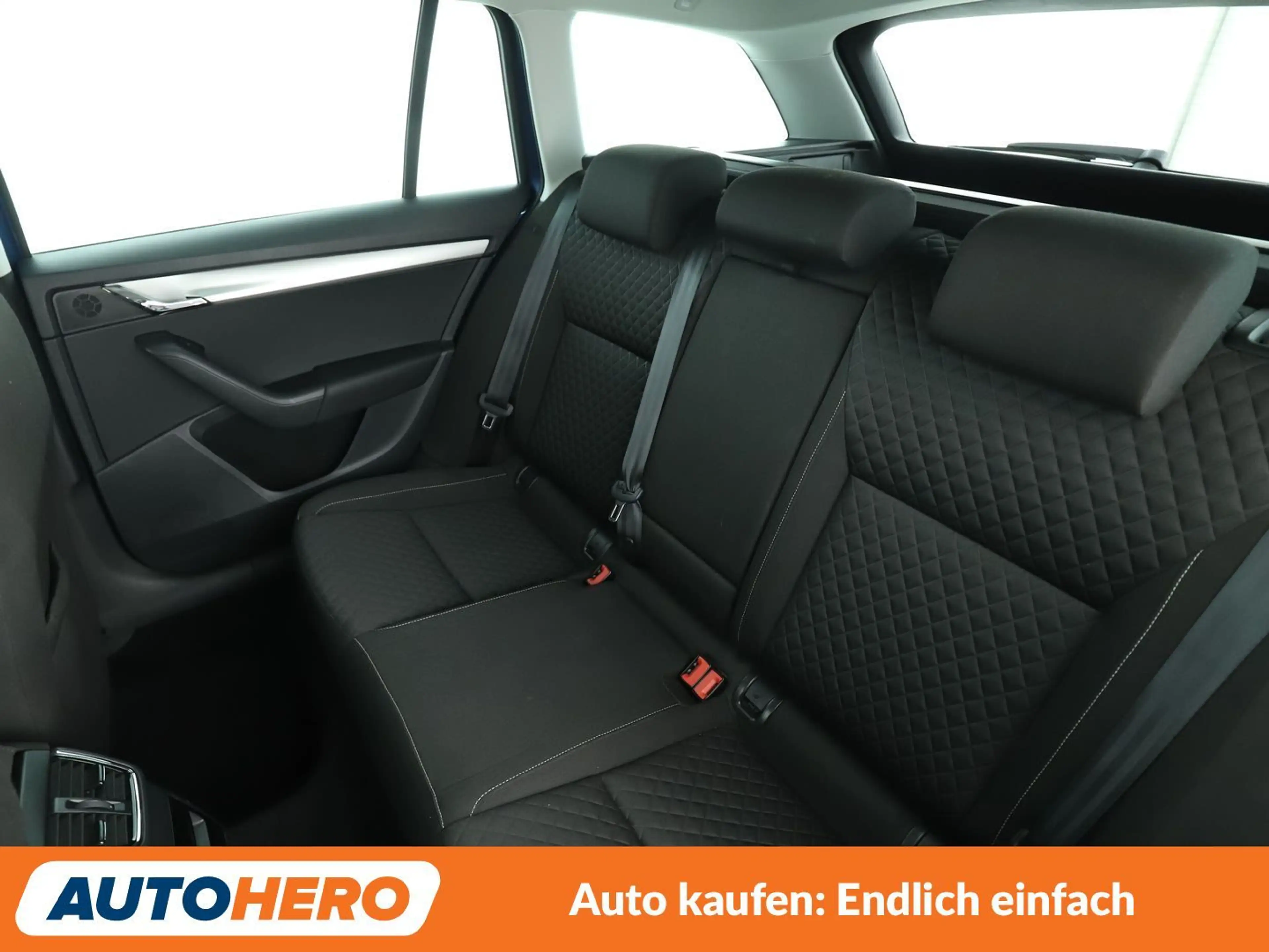 Skoda Octavia 1.0 TSI Drive*APP*TEMPO*PDC*SHZ*KLIMA* — photo 14