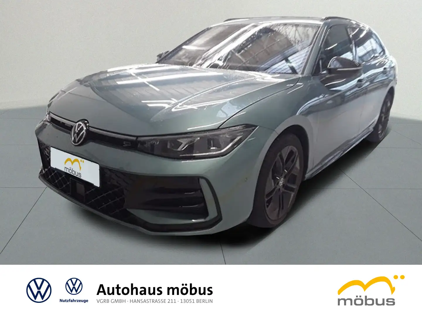 Volkswagen Passat Variant Passat 2.0 TDI R-Line 4M*DSG*AHK*STAND*HUD*NAV*P Grün - 2