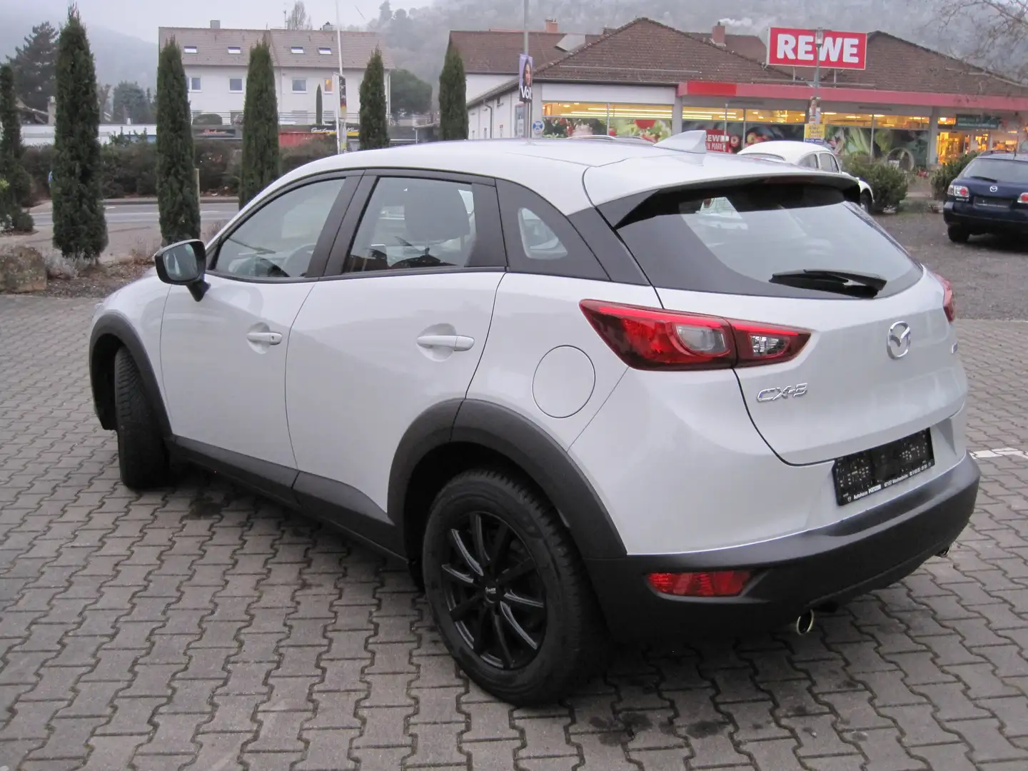 Mazda CX-3 Center-Line Weiß - 2