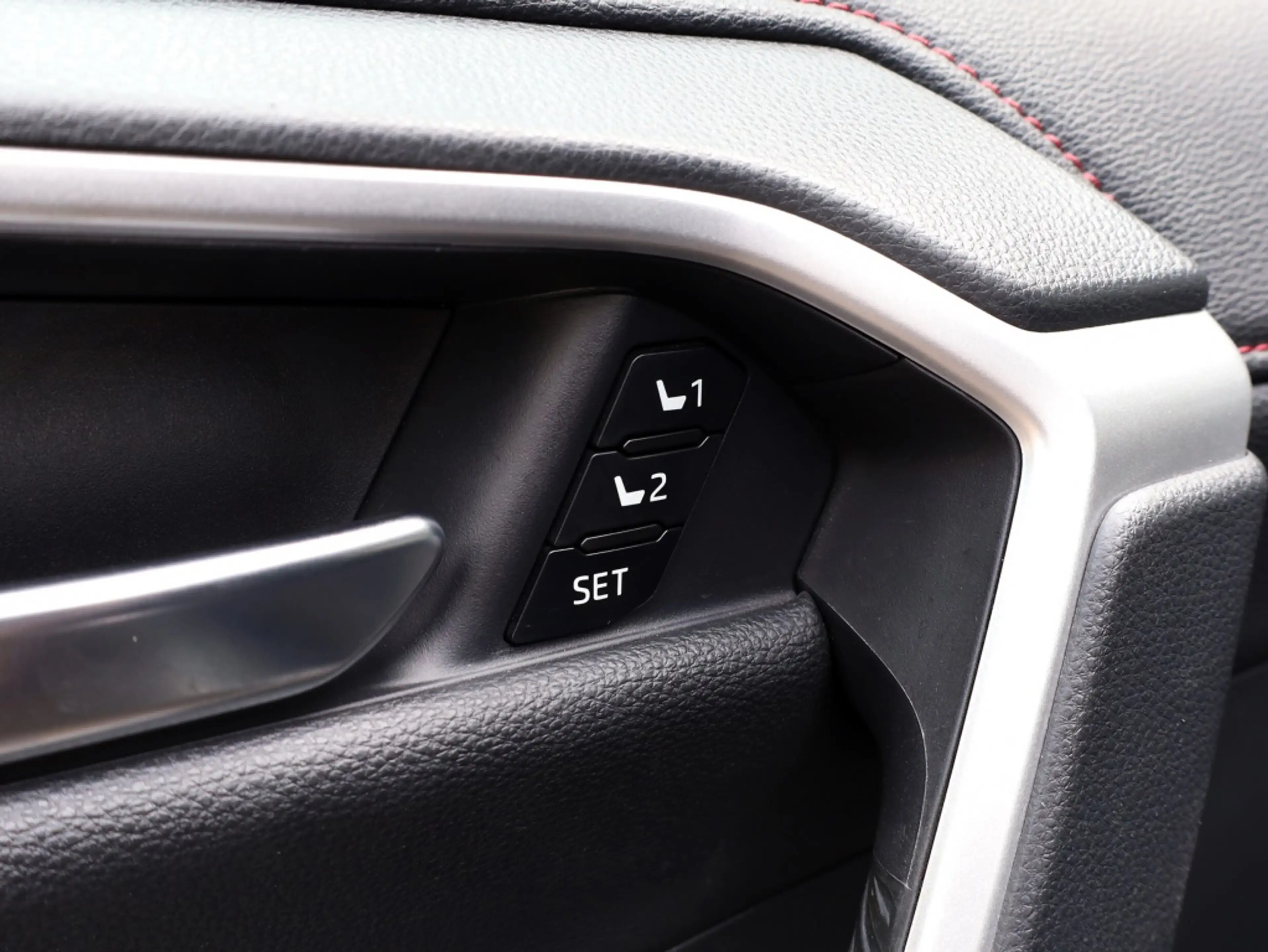 Toyota RAV 4 2.5 Plug-in Hybrid Bi-Tone+ | 360 Camera | Stoelve — photo 27