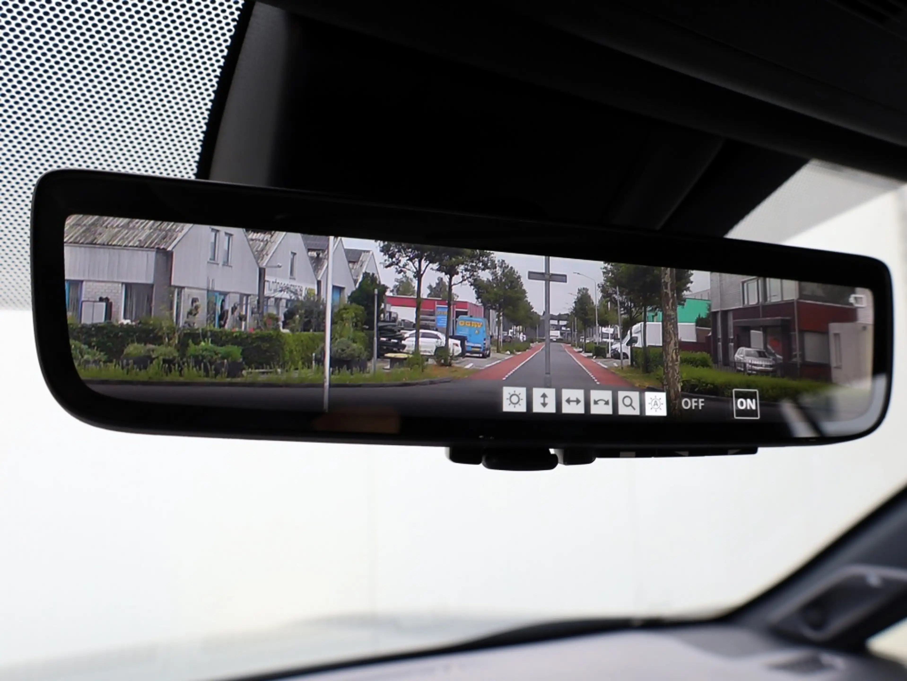 Toyota RAV 4 2.5 Plug-in Hybrid Bi-Tone+ | 360 Camera | Stoelve — photo 28