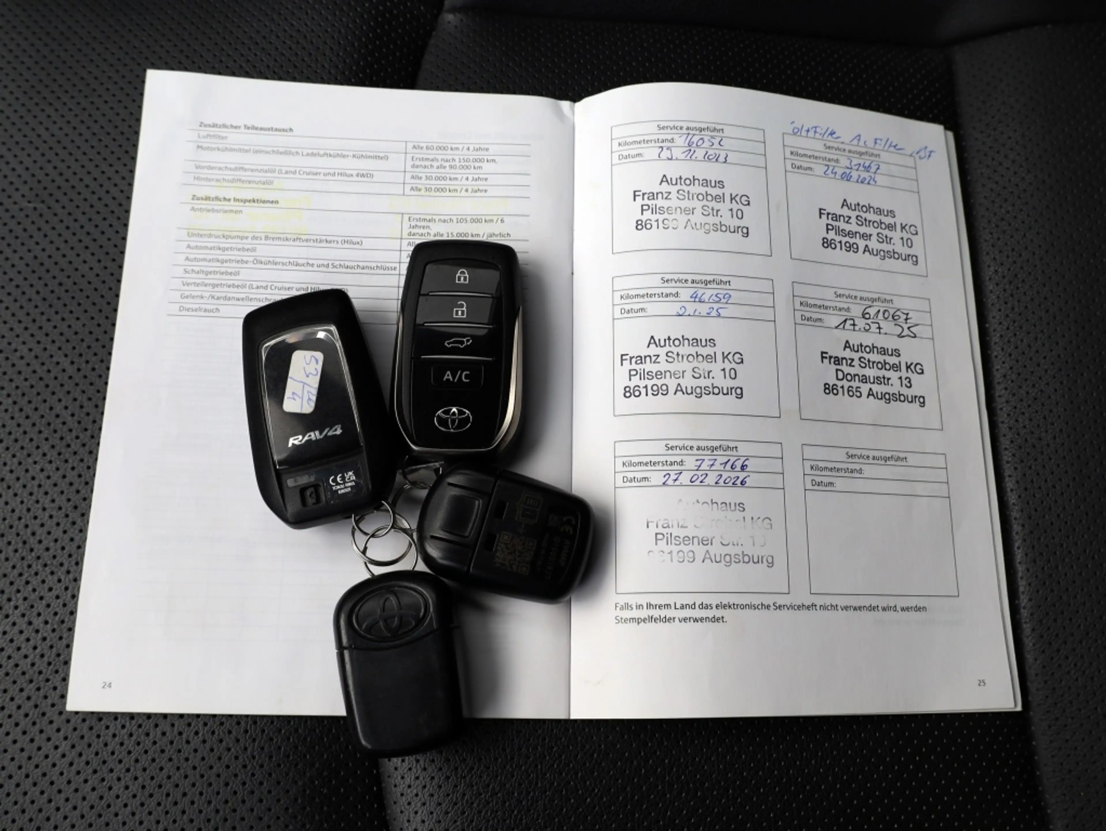 Toyota RAV 4 2.5 Plug-in Hybrid Bi-Tone+ | 360 Camera | Stoelve — photo 8