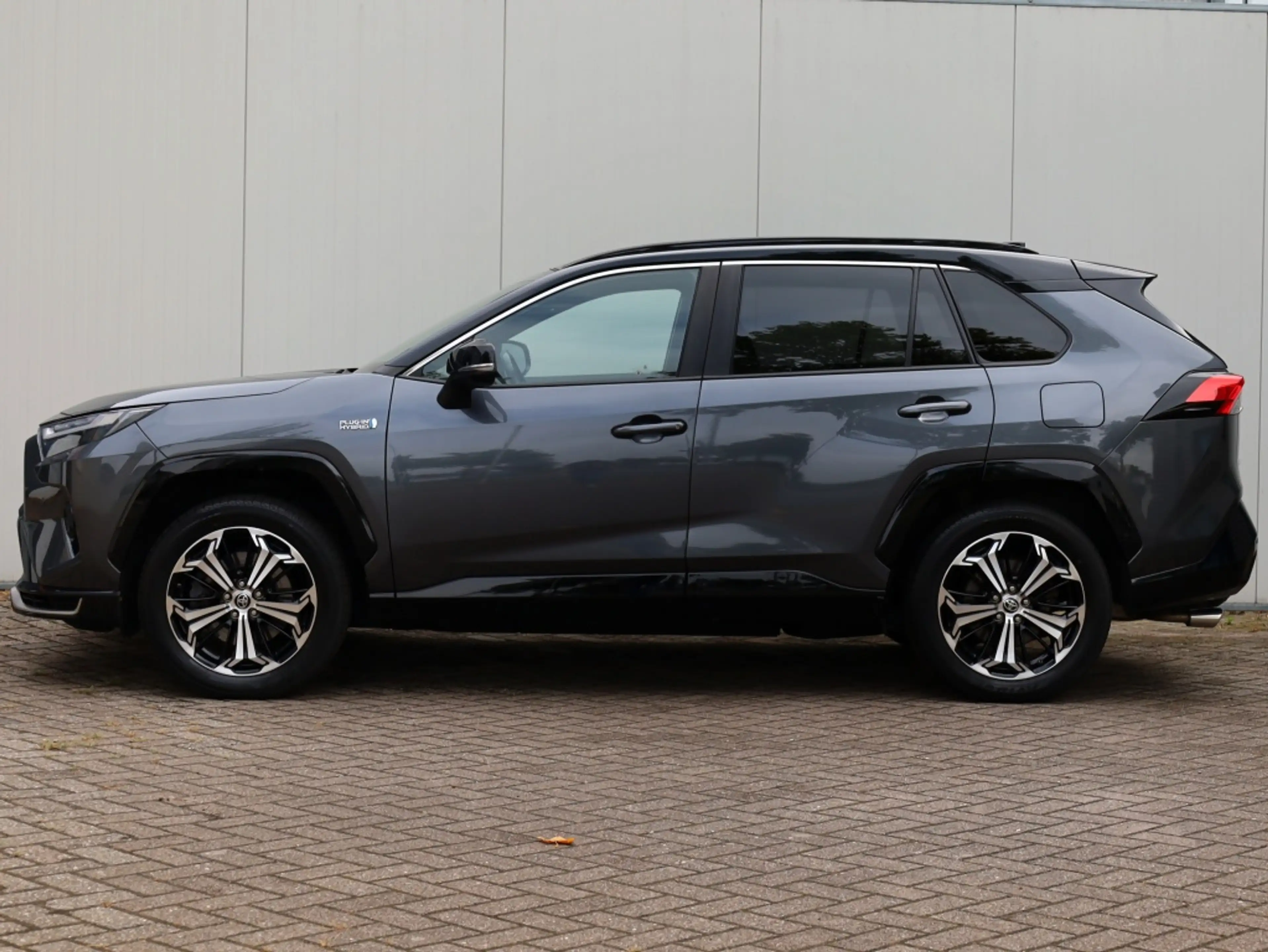 Toyota RAV 4 2.5 Plug-in Hybrid Bi-Tone+ | 360 Camera | Stoelve — photo 5