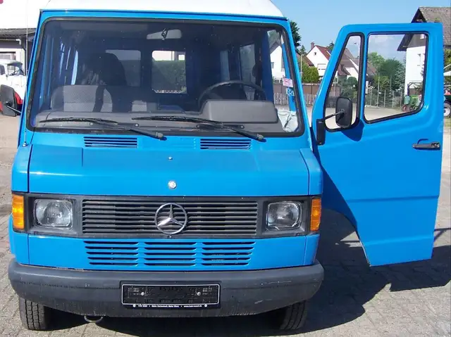 Mercedes-Benz A**T1 BREMER