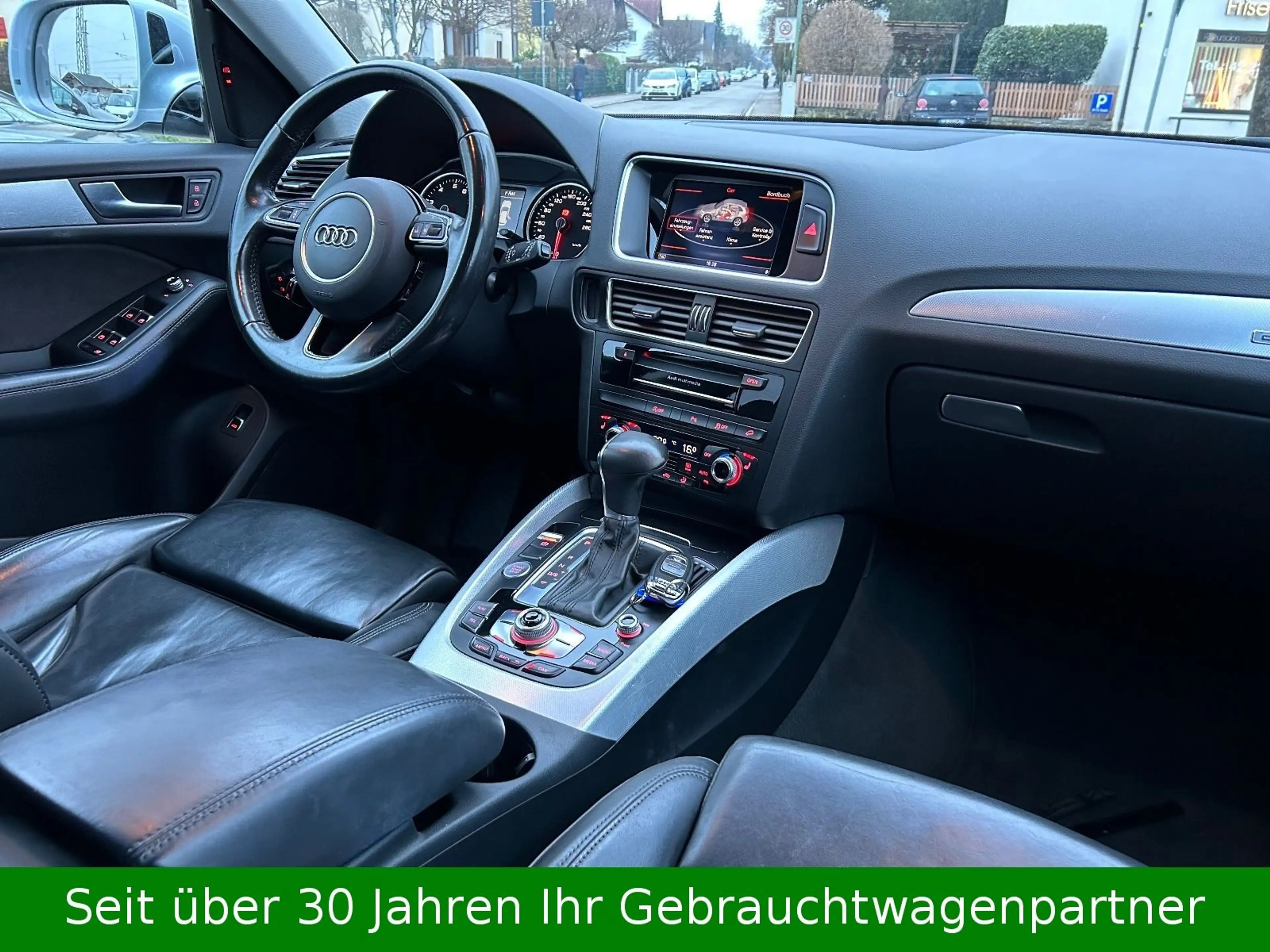Audi Q5 2.0 TFSI 179PS quattro S Line - ACC - 1.Hand — photo 12