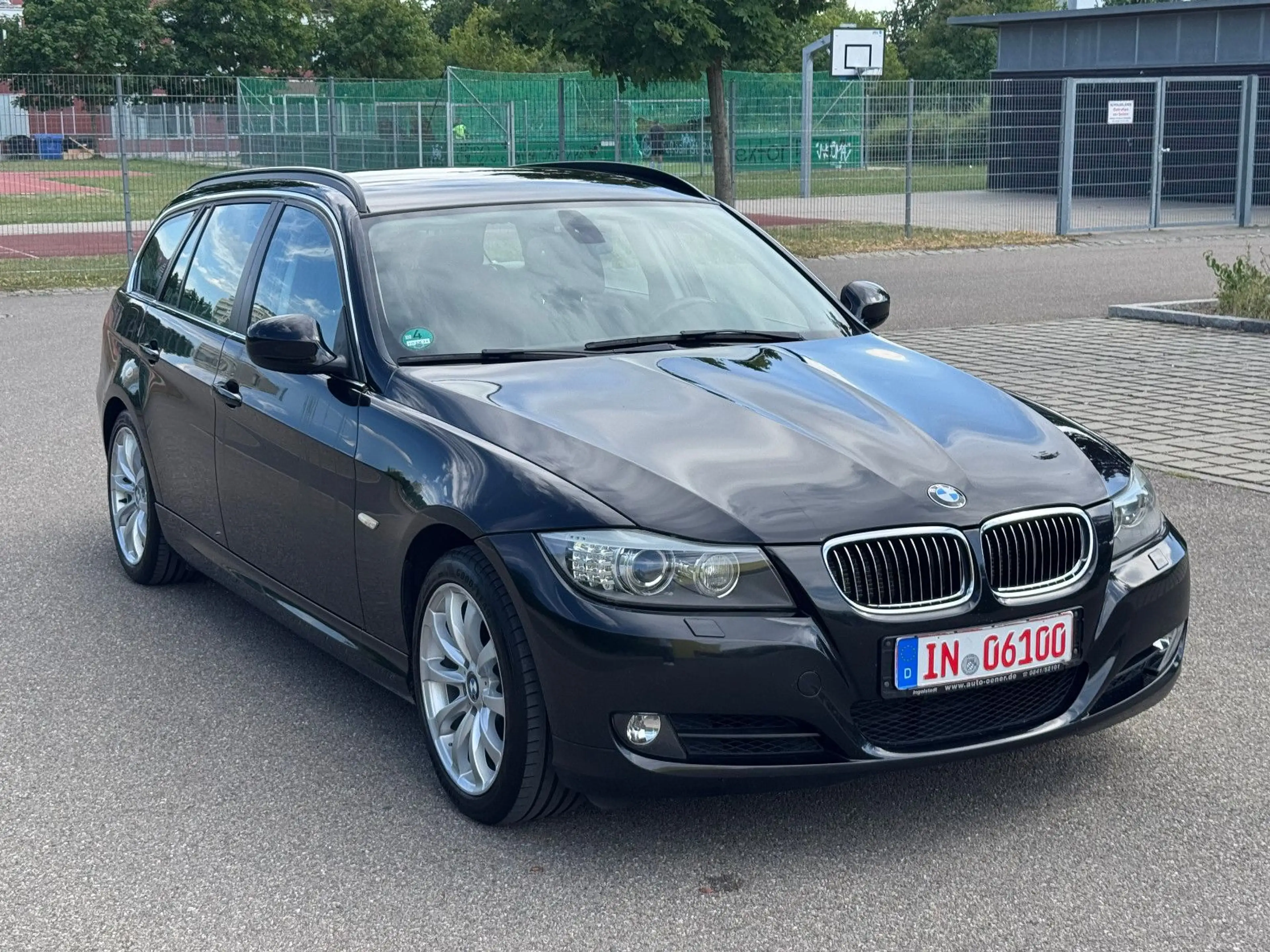 BMW 325 i Touring*Klima*SHZ*Xenon*Alufelgen* — photo 5