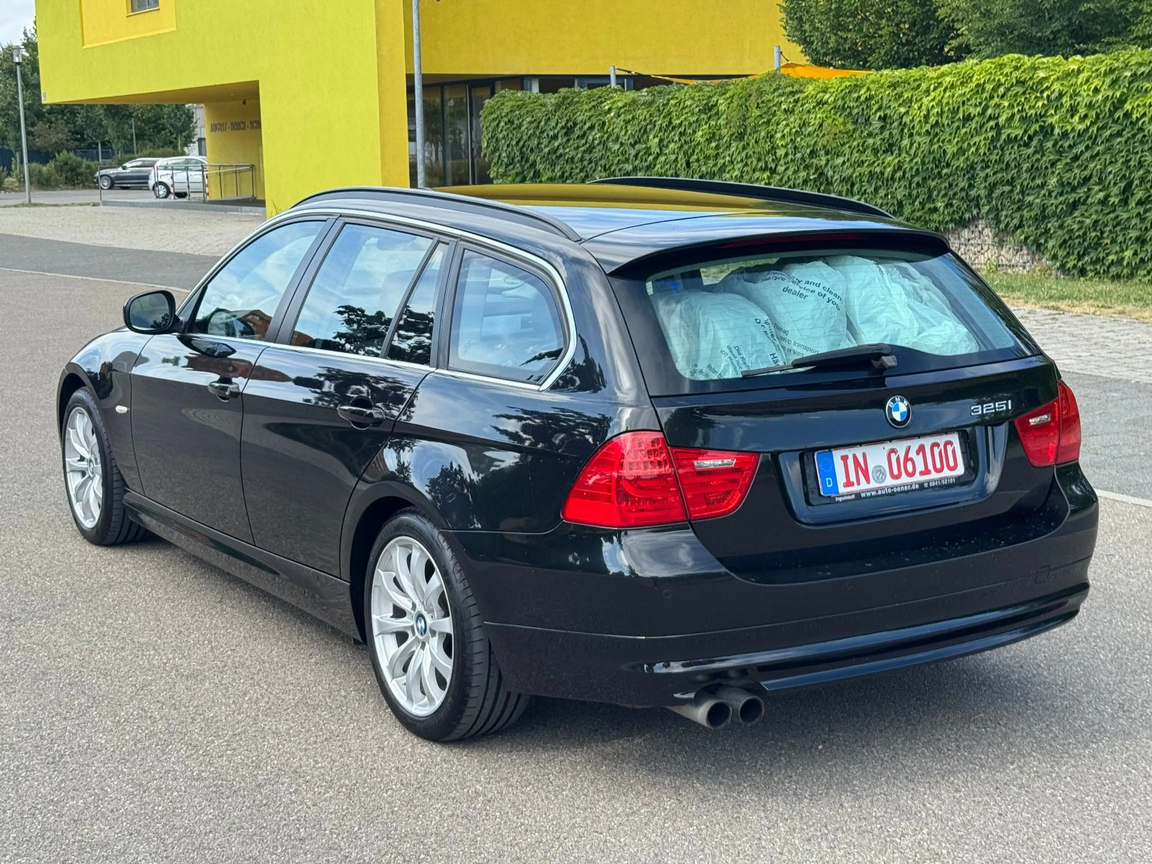 BMW 325 i Touring*Klima*SHZ*Xenon*Alufelgen* — photo 10