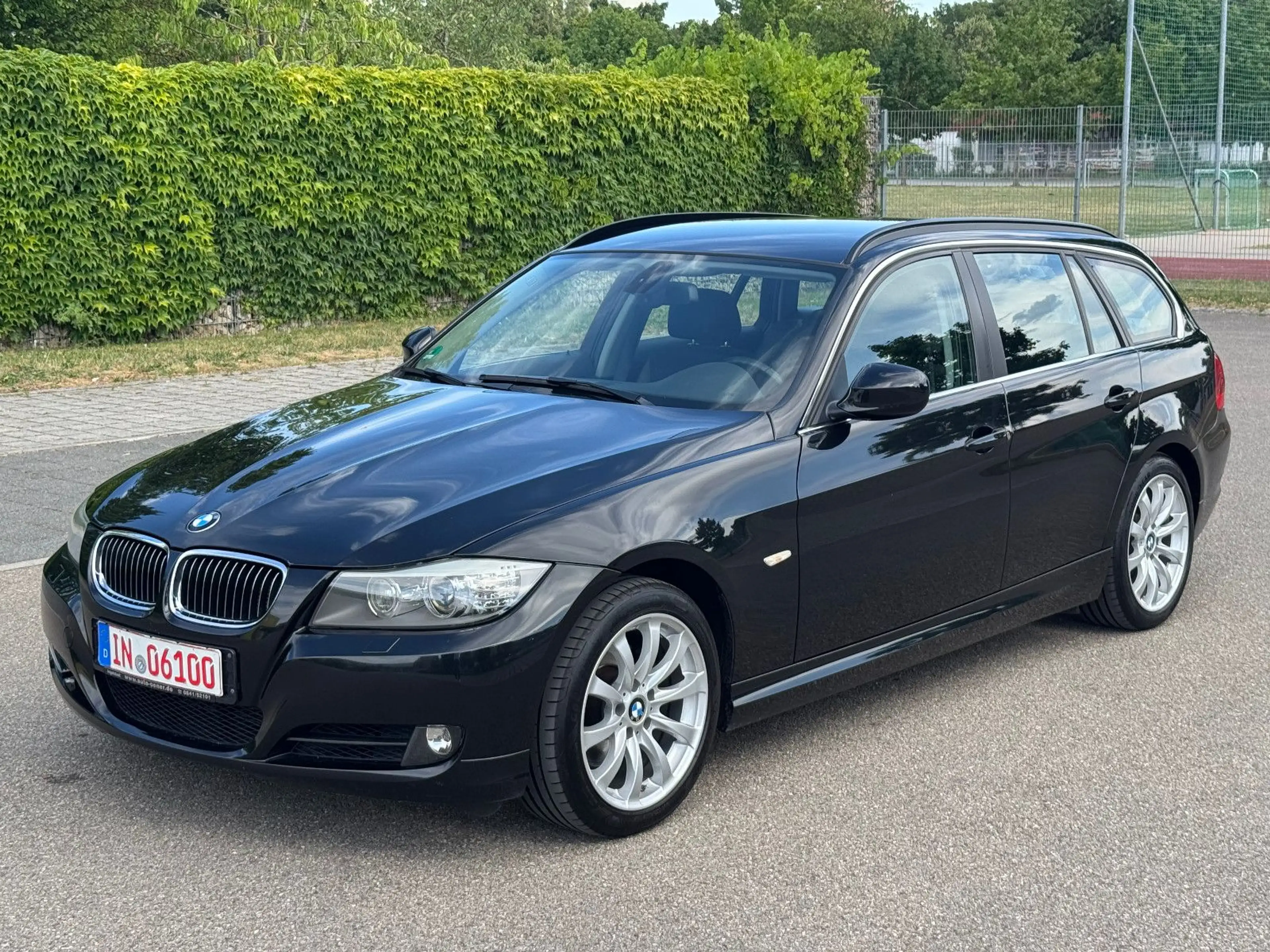 BMW 325 i Touring*Klima*SHZ*Xenon*Alufelgen*