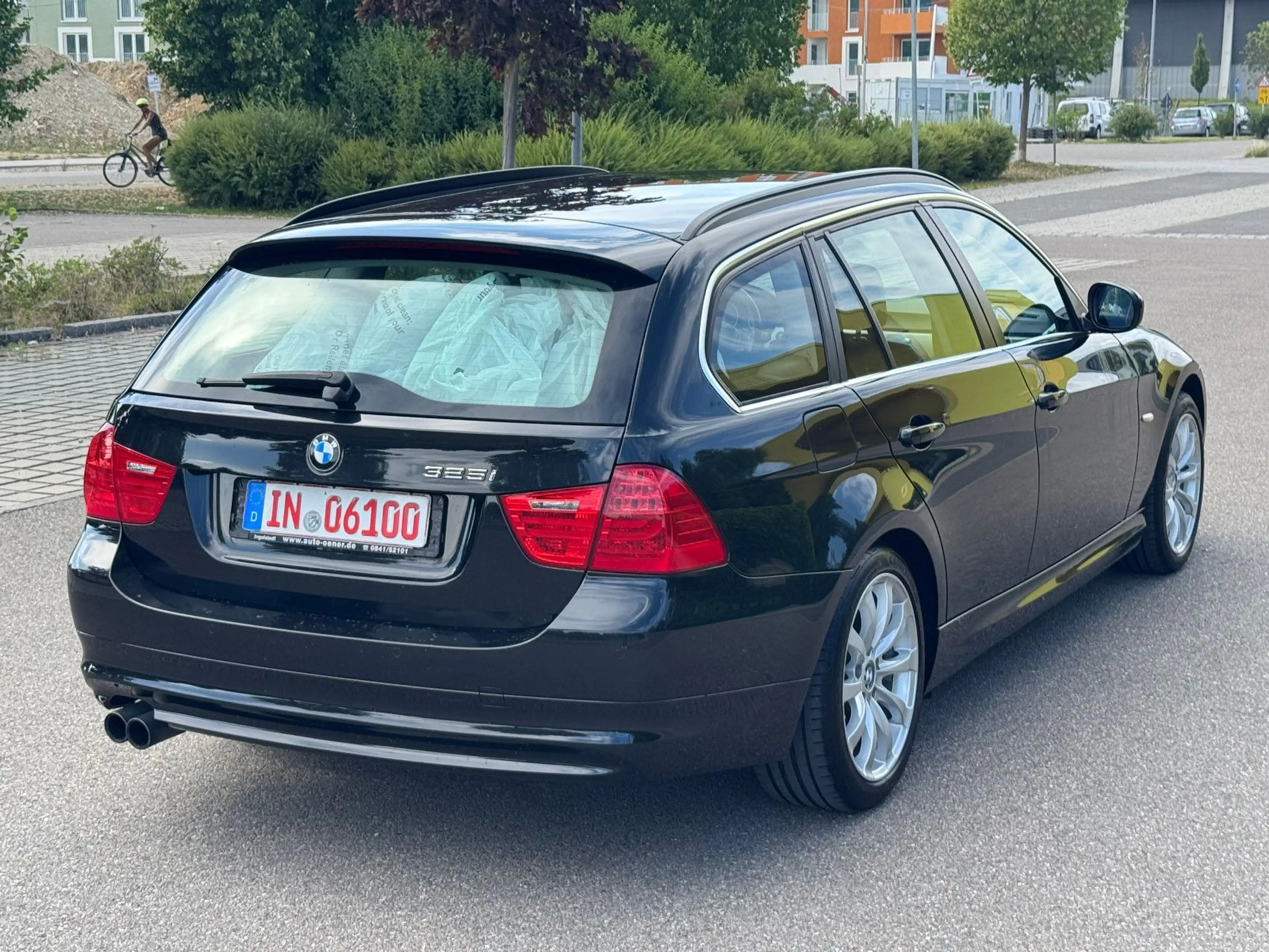 BMW 325 i Touring*Klima*SHZ*Xenon*Alufelgen* — photo 6