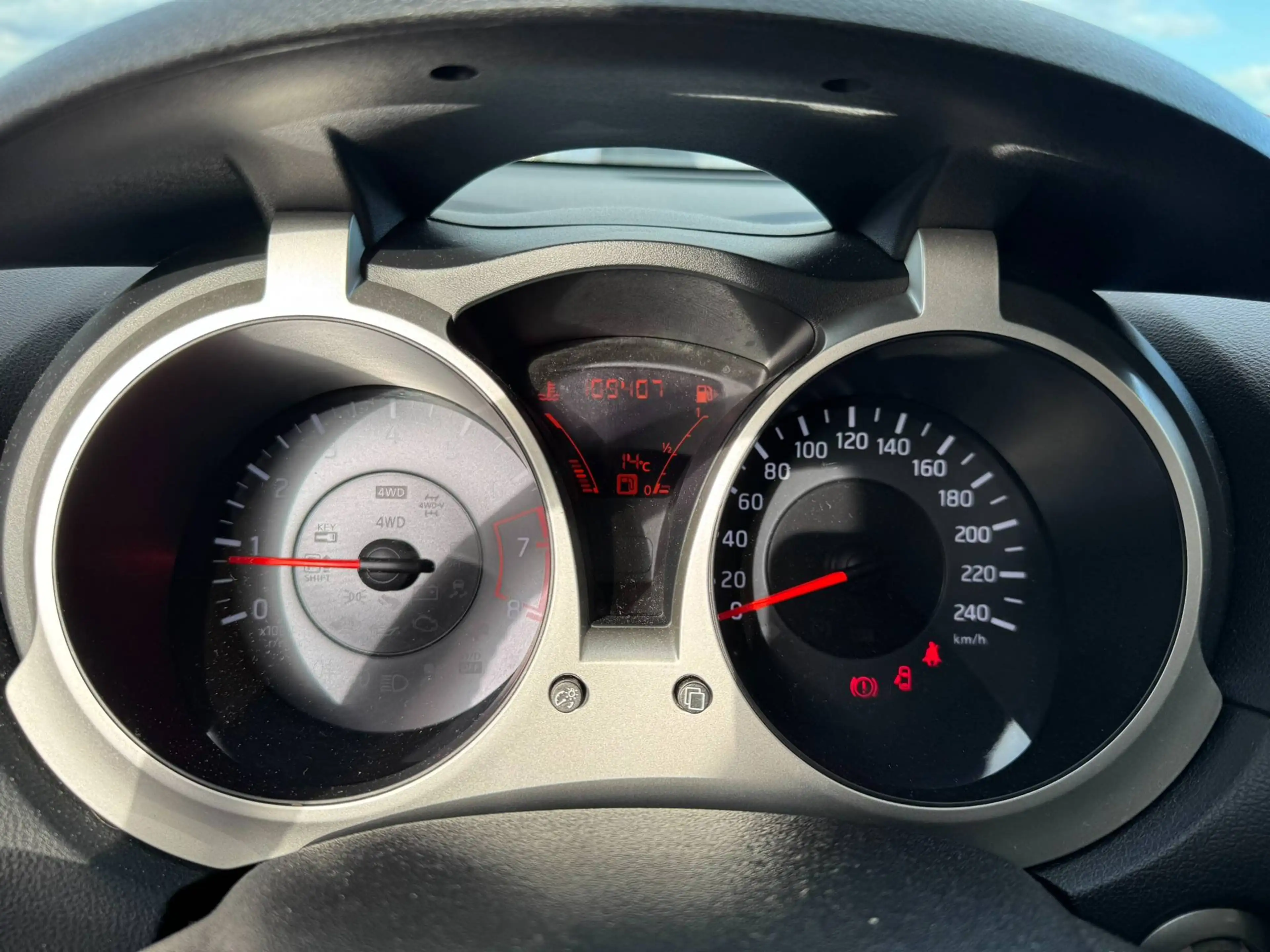 Nissan Juke 1.6i Tekna 109 000 km Serviceheft — photo 14