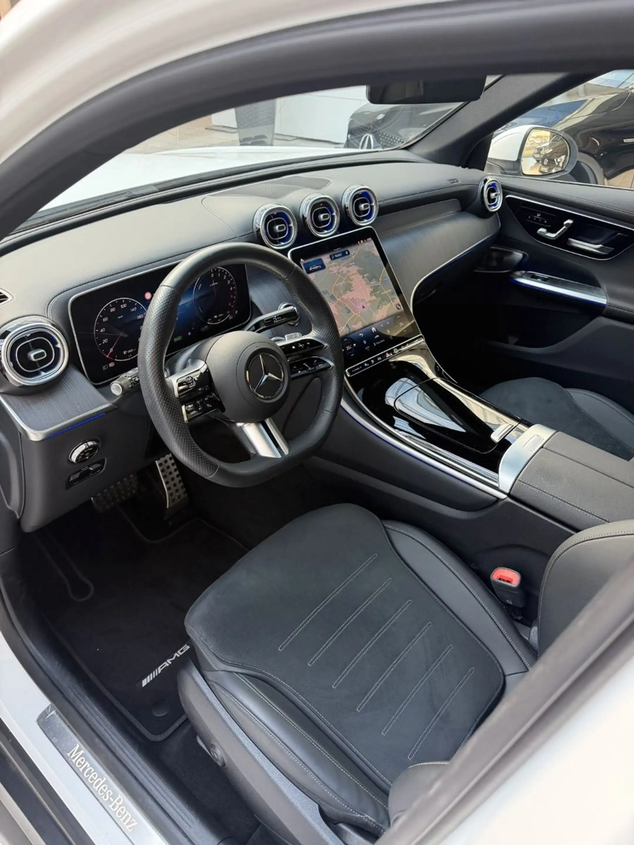 Mercedes-Benz GLC 300 de 4Matic — photo 10