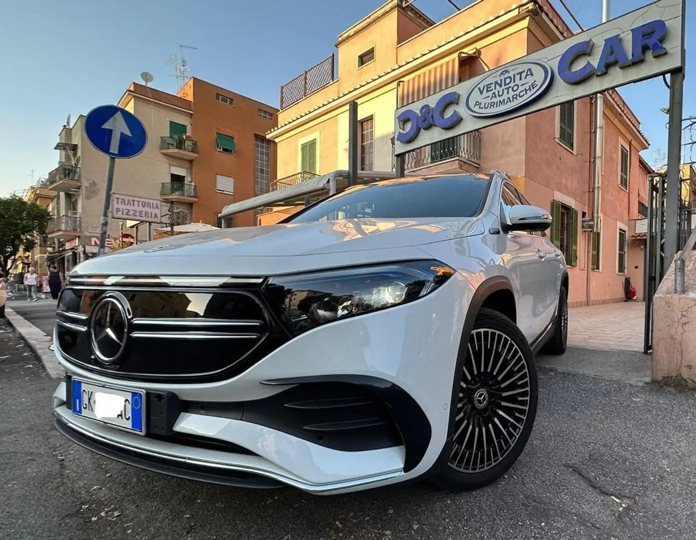 Mercedes-Benz EQA 250 EQA 250 Premium Pro TETTO PELLE KEY NAVI  UNIPRO Bianco - 1