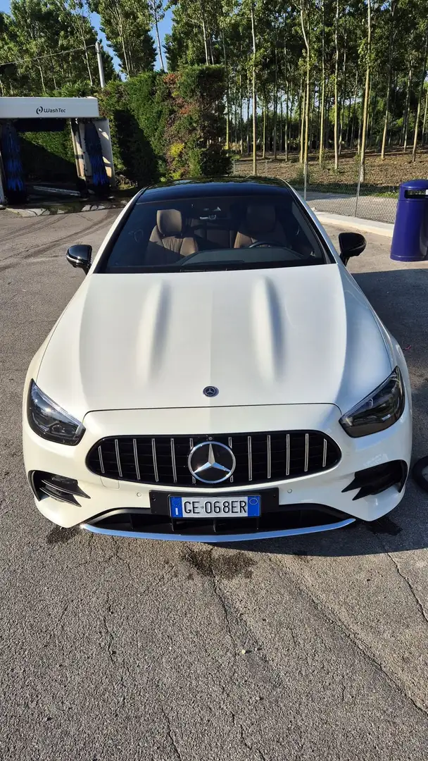 Mercedes-Benz E 220 E 220 d 4Matic Premium Plus Weiß - 1