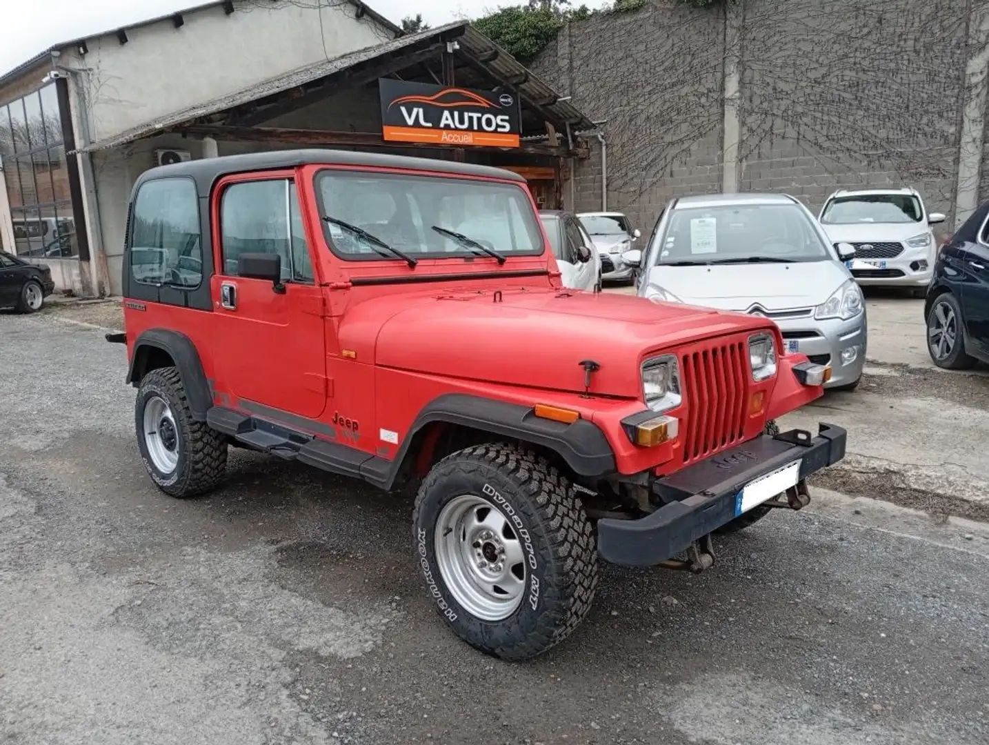 Jeep Wrangler 2.5 I 103 CV Année 1989 Véhicule de collection ven Rot - 1