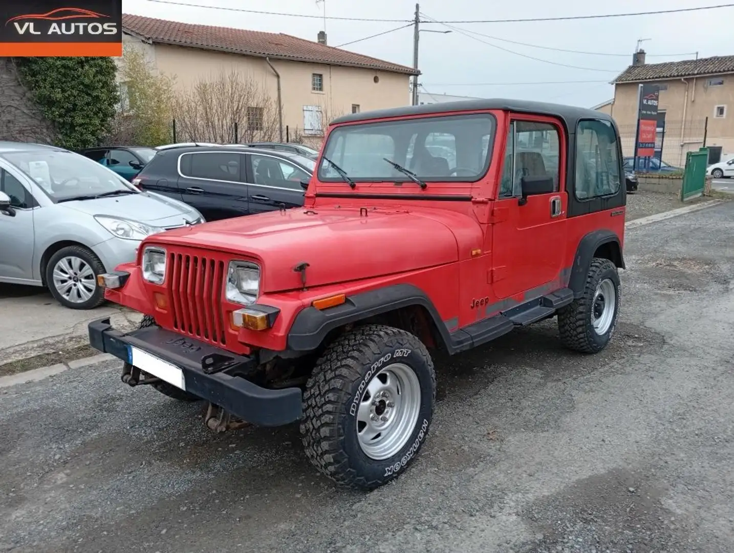 Jeep Wrangler 2.5 I 103 CV Année 1989 Véhicule de collection ven Червоний - 2