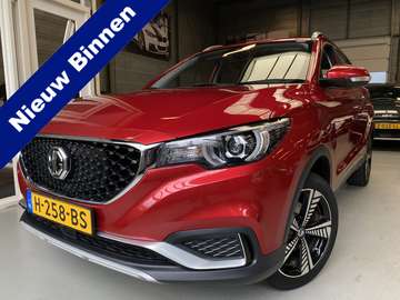 MG EV Luxury 45 kWh ACC, Camera, Pano, Carplay