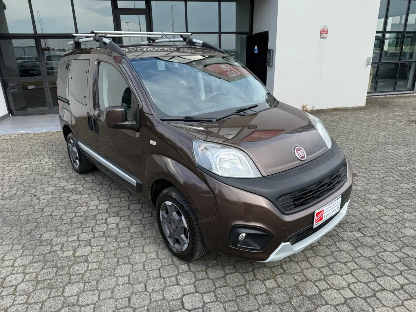 Fiat Qubo 1.3 MJT 80 CV Trekking Marrone - 2