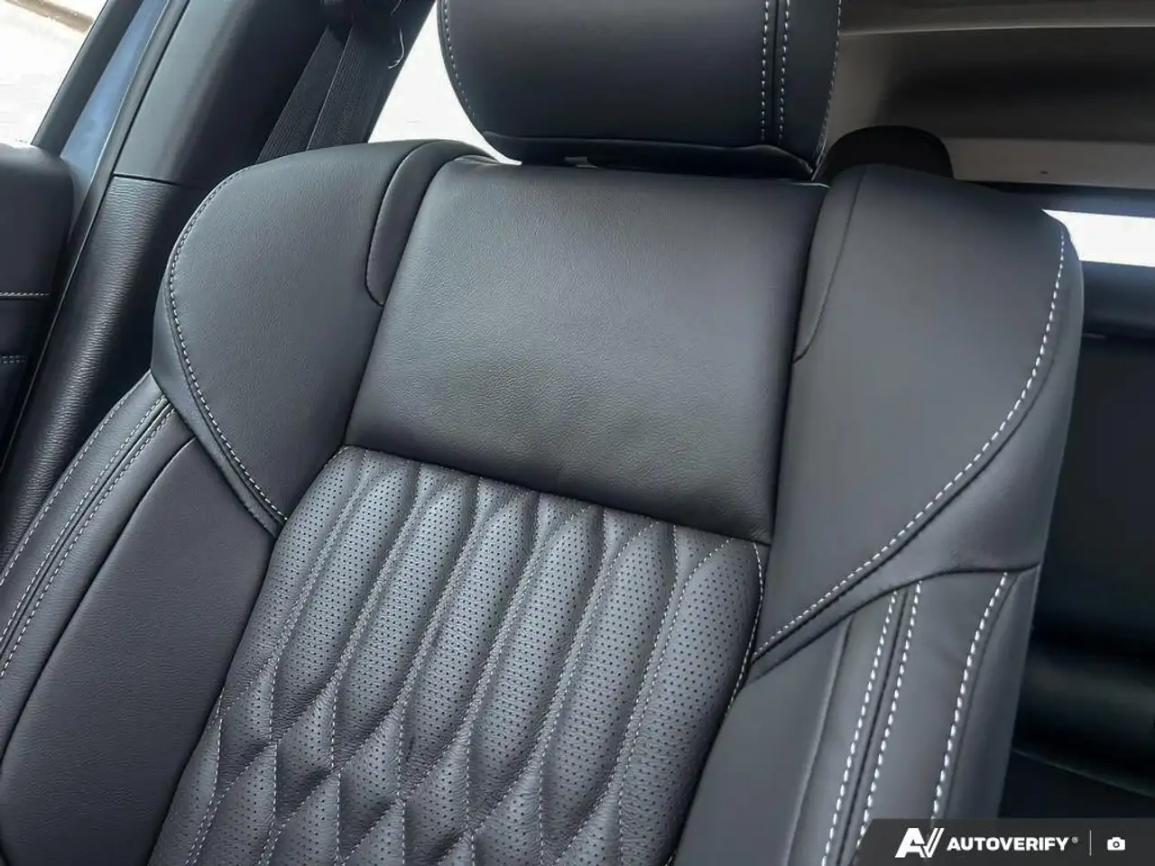 Mitsubishi Outlander снимка Mitsubishi Outlander