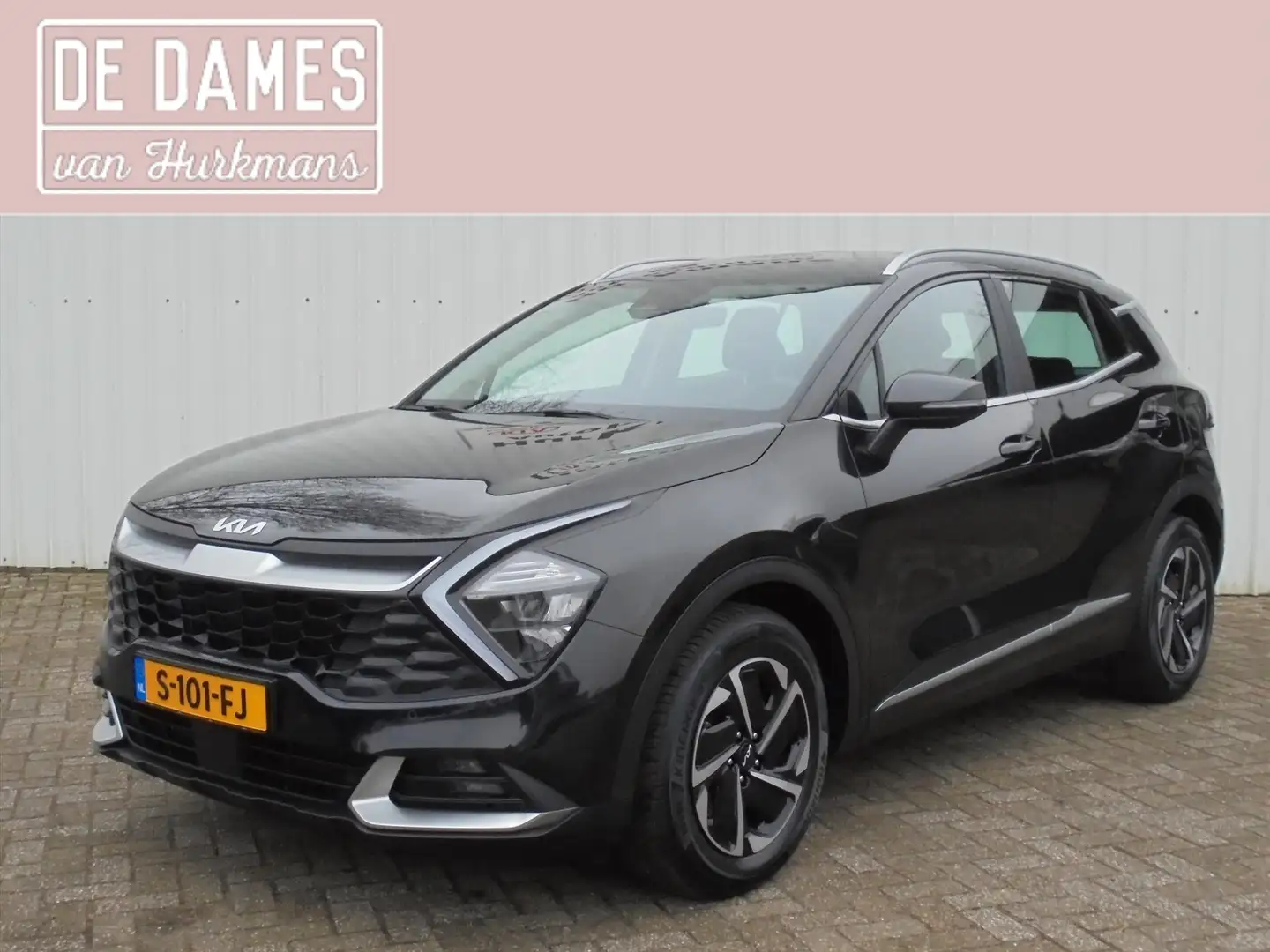 Kia Sportage 1.6 T-GDi 150PK HYBRIDE TREKHAAK NL-AUTO Zwart - 1