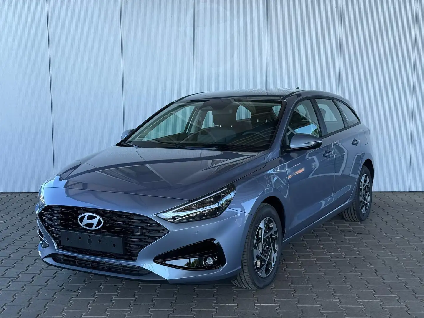 Hyundai i30 Kombi Comfort 1.5 T-GDI /Navi / PDC V+H.m.Kamer... Bleu - 1