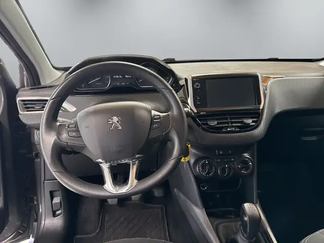 Peugeot 2008 view 13