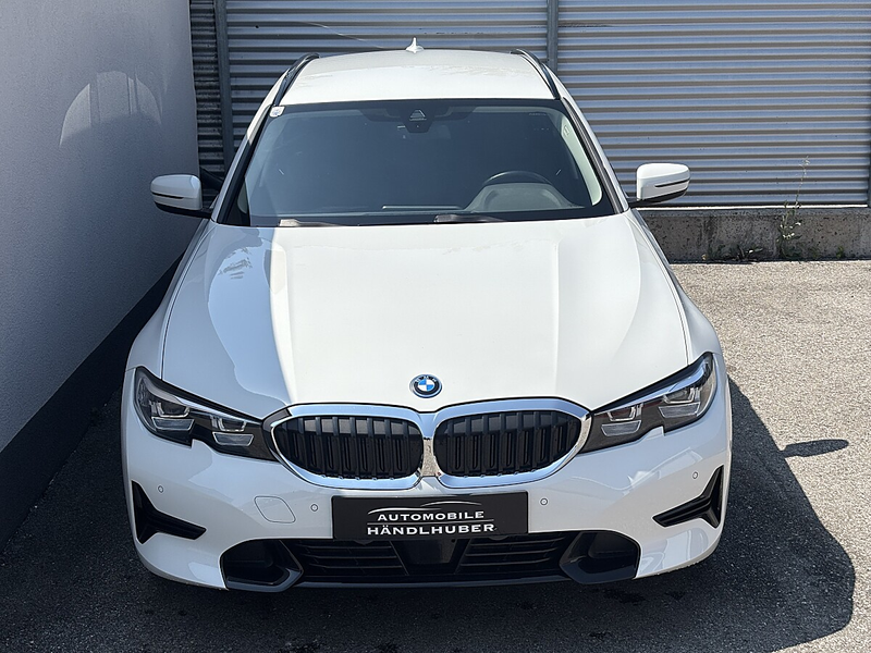 BMW 320 e PHEV xDrive Touring Aut.SPORTLINE/ACC/LIVE.C.... — photo 6