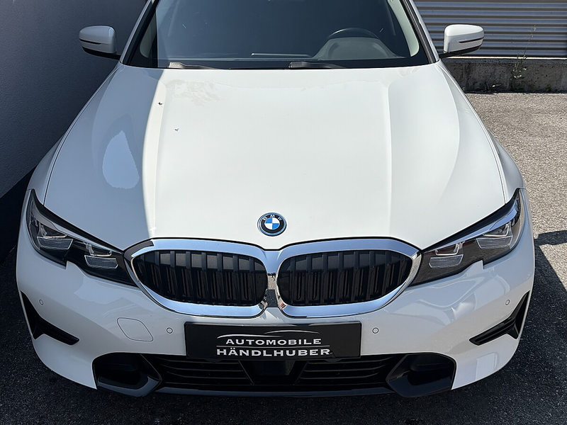 BMW 320 e PHEV xDrive Touring Aut.SPORTLINE/ACC/LIVE.C.... — photo 7