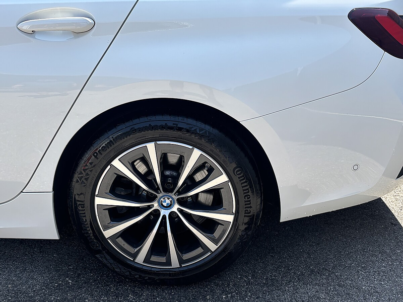 BMW 320 e PHEV xDrive Touring Aut.SPORTLINE/ACC/LIVE.C.... — photo 12