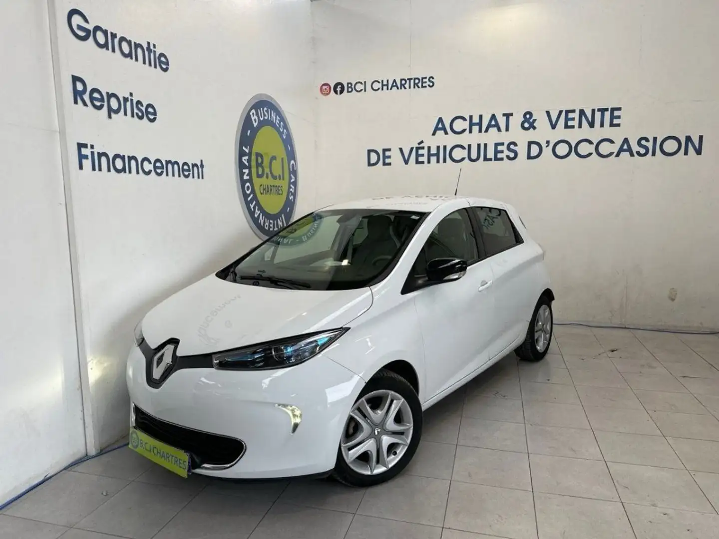 Renault ZOE ZEN CHARGE NORMALE ACHAT INTEGRAL R90 Blanc - 1