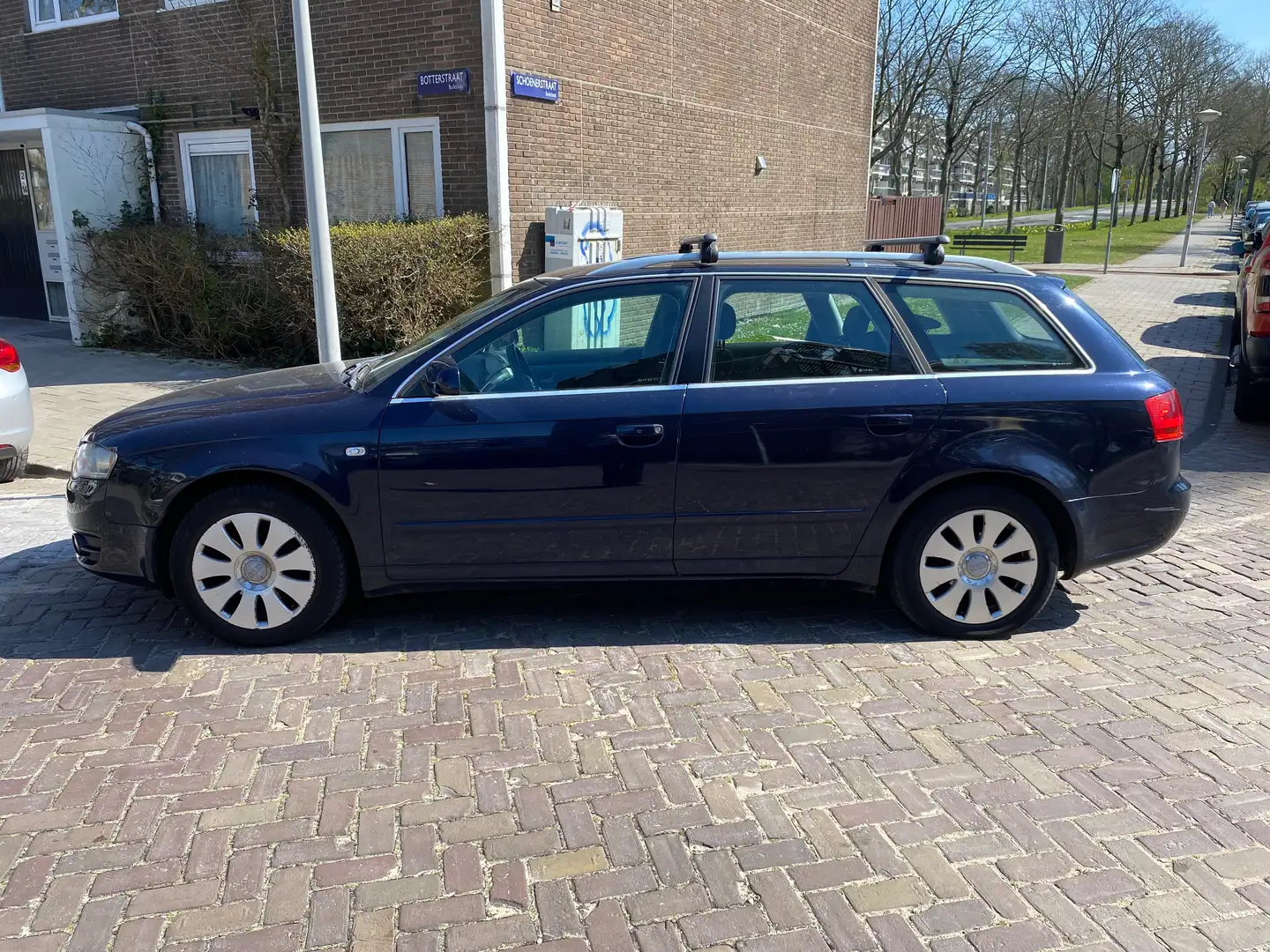 Audi A4 A4 2.0 Pro Line Blauw - 1