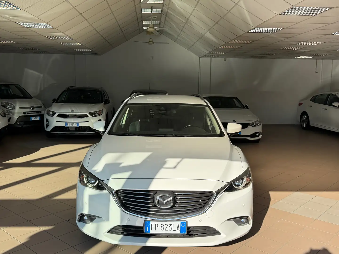 Mazda 6 6 III 2013 Wagon Wagon 2.2 Business 150cv 6at Blanc - 2