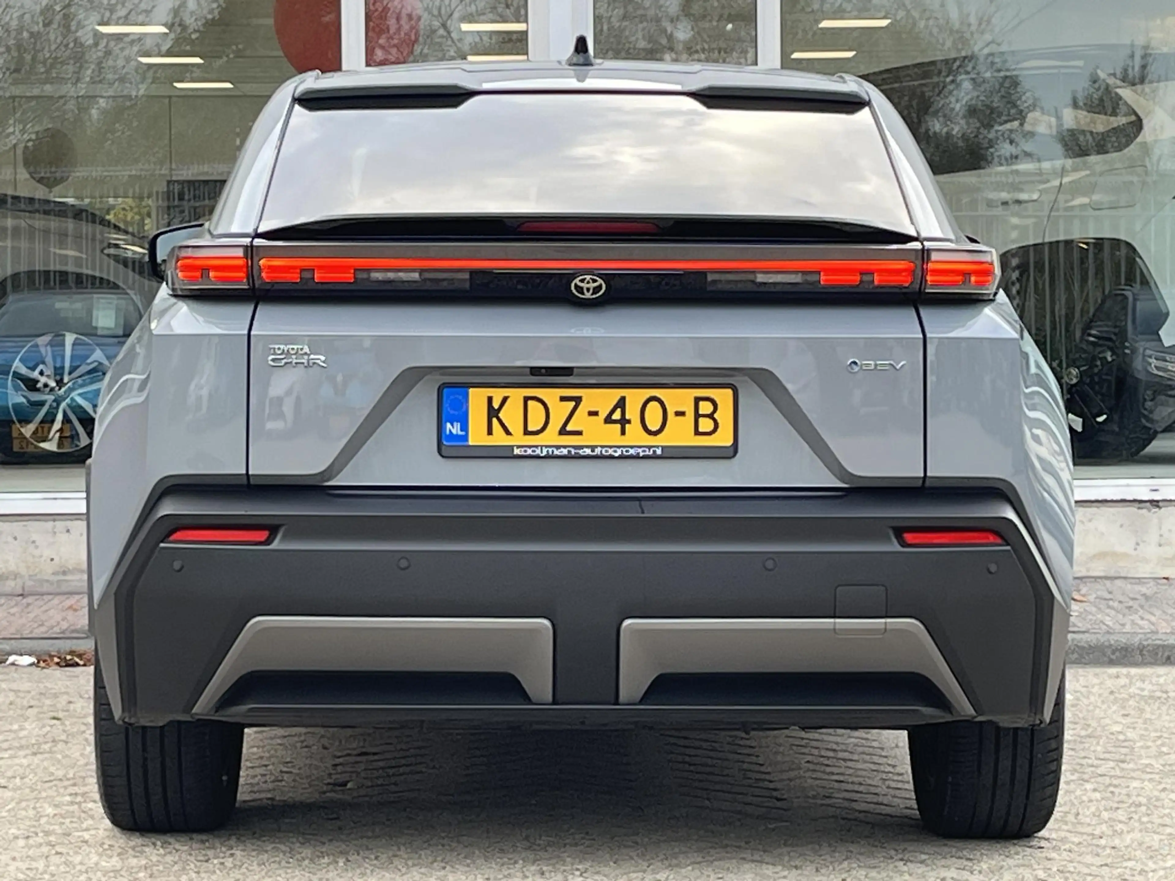 Toyota C-HR+ First Edition 77 kWh l 20 inch velgen l elektrisch — photo 10