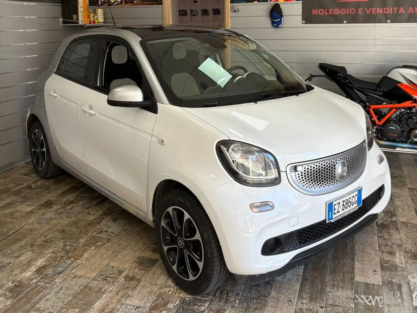 smart forFour Forfour 1.0 Passion 71cv Bianco - 1