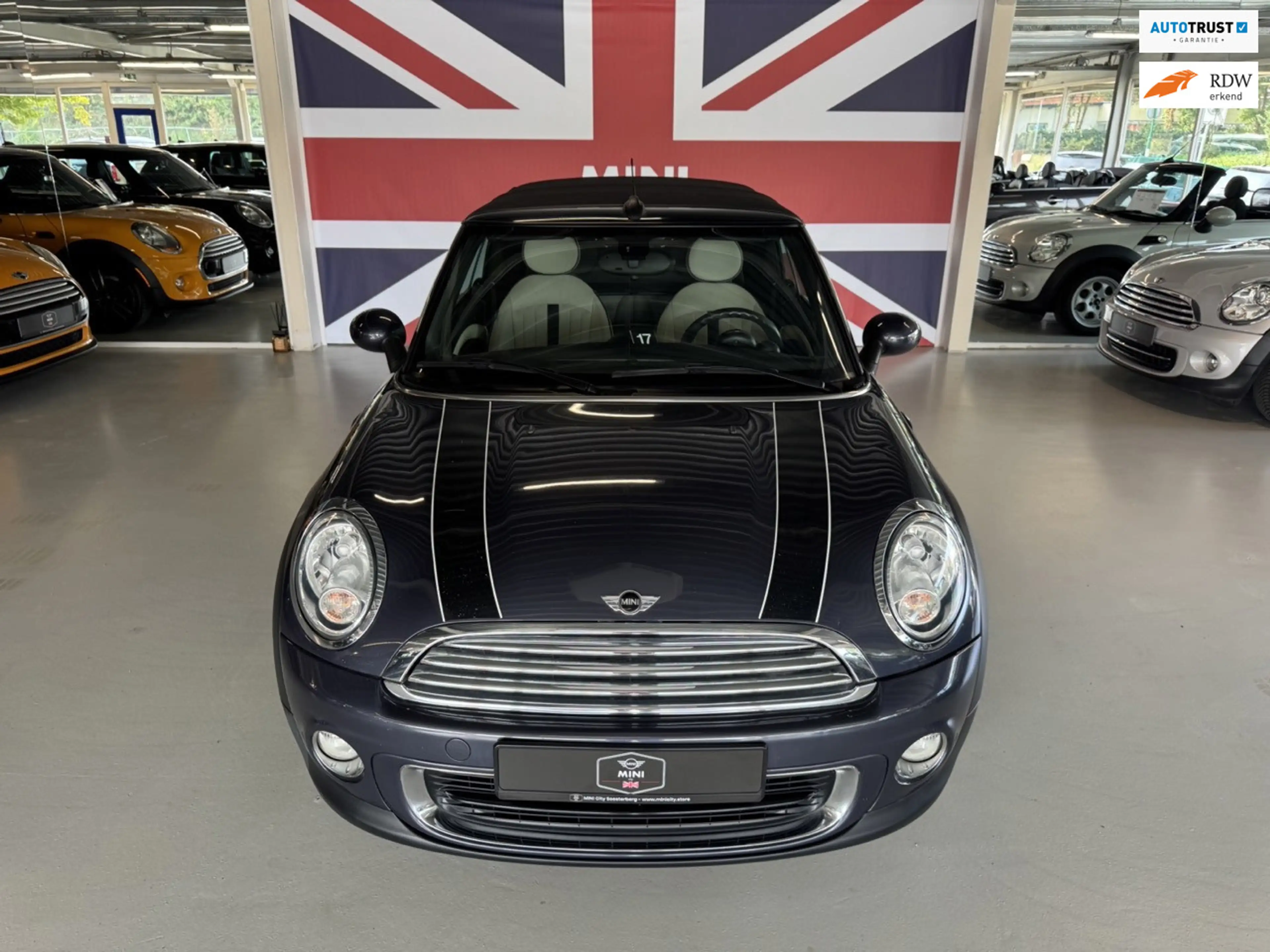 MINI One Cabrio 1.6 ( 6 MAANDEN GARANTIE )
