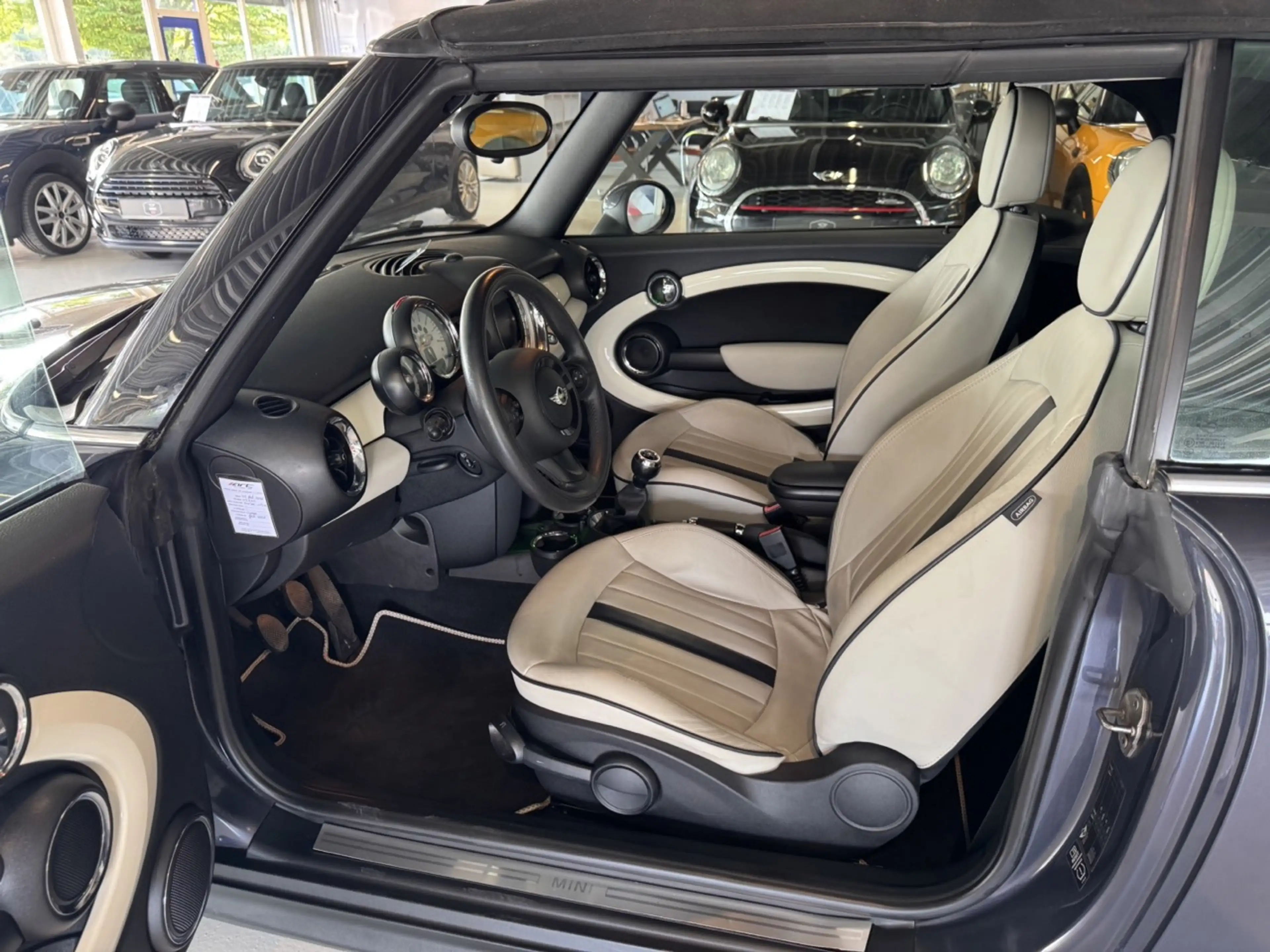MINI One Cabrio 1.6 ( 6 MAANDEN GARANTIE ) — photo 9