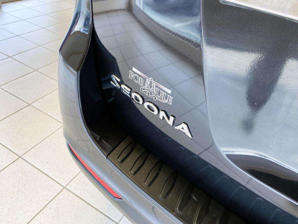 2020 Kia Sedona LX TA — photo 1