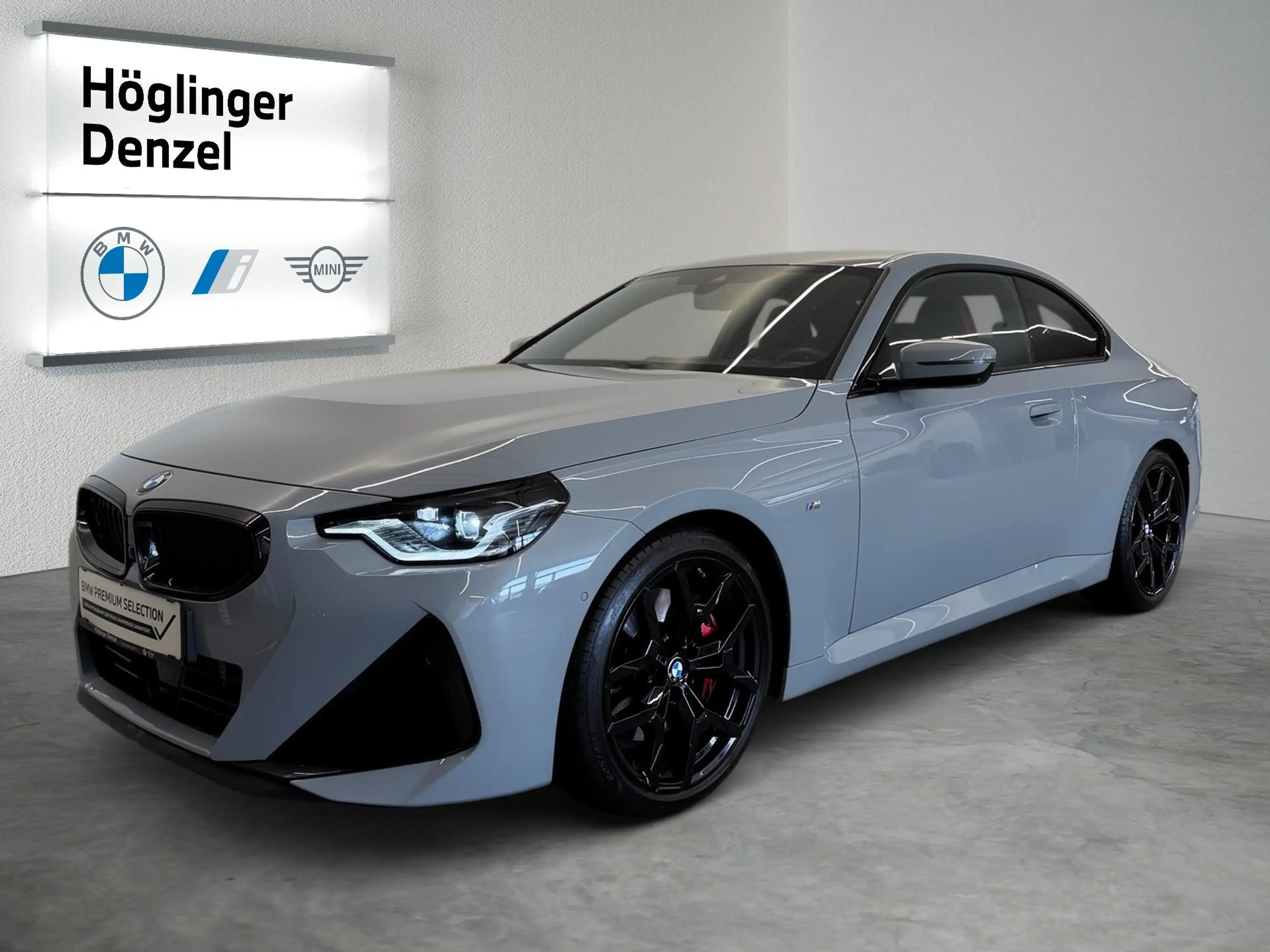 BMW 220 d — photo 2