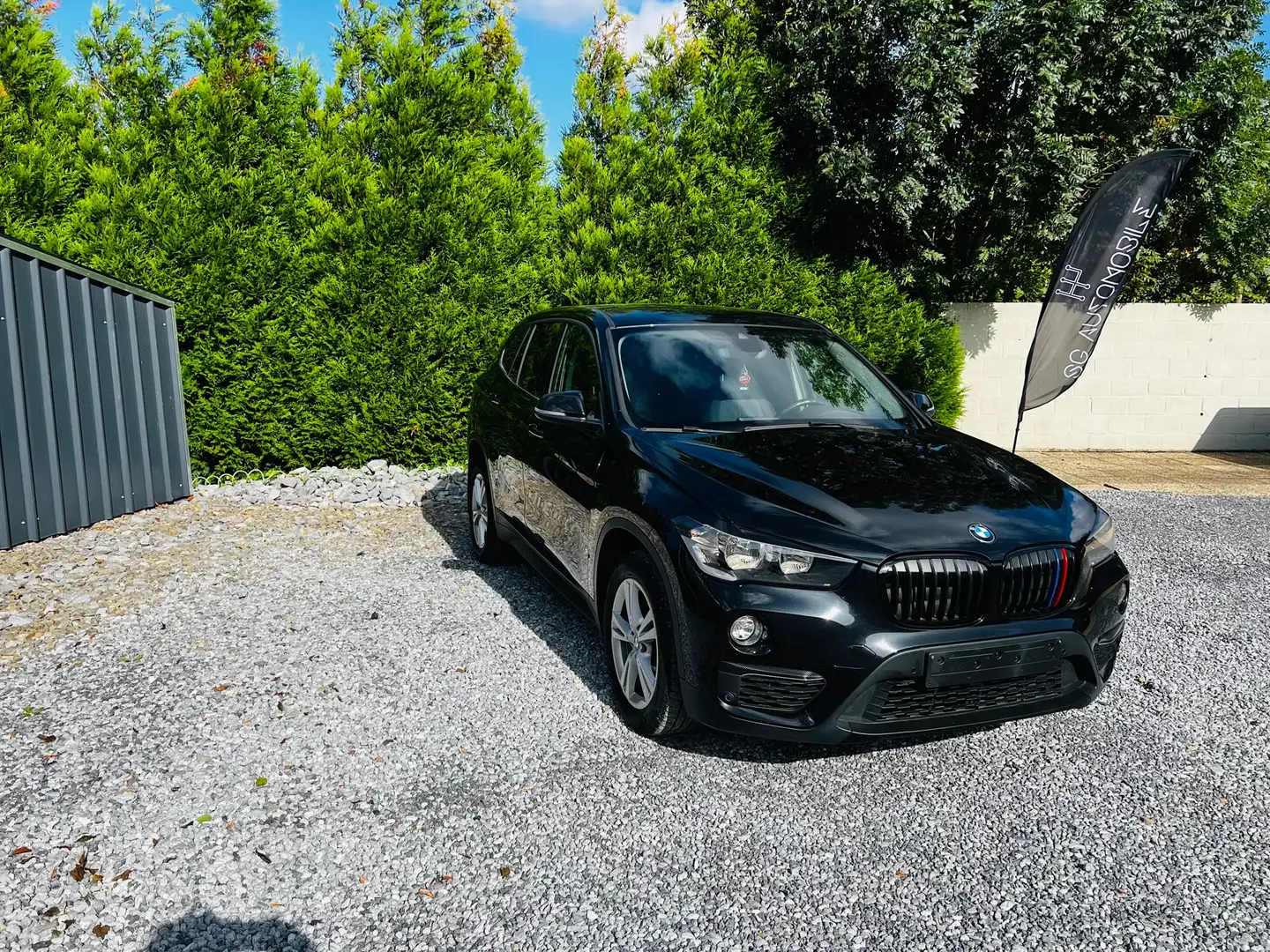 BMW X1 2.0 dA M , capteur , clim , carplay Zwart - 2